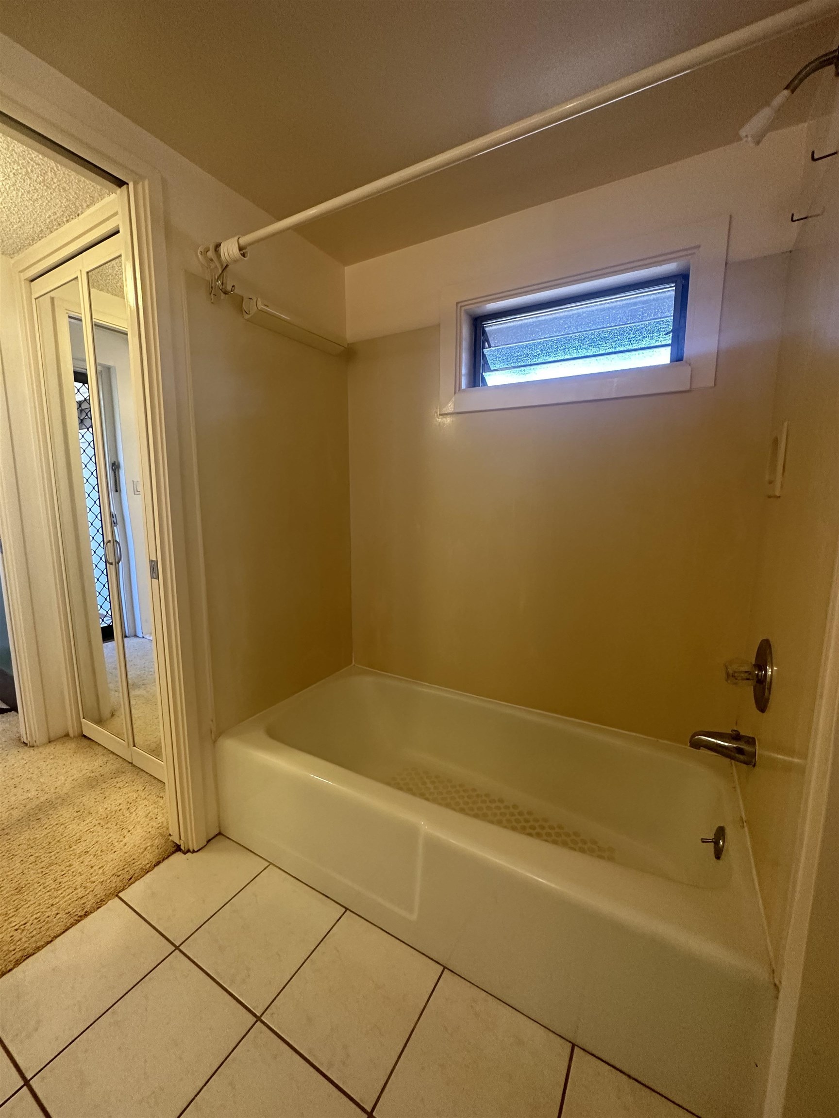 Hale Royale condo # E207, Lahaina, Hawaii - photo 11 of 20