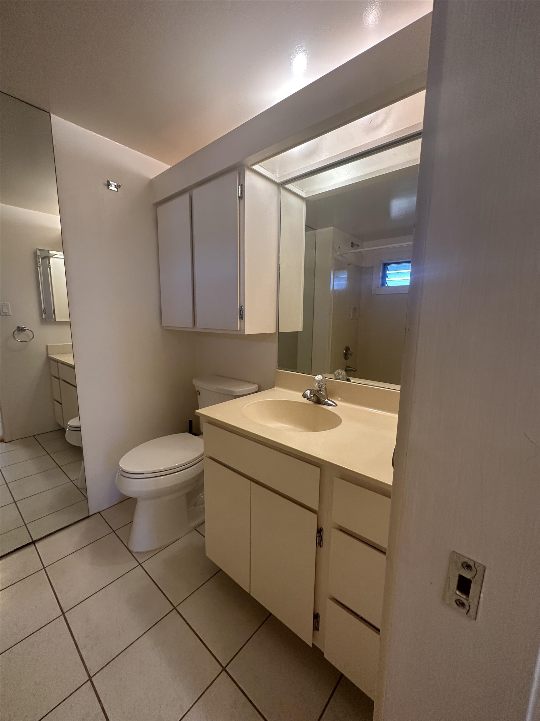 Hale Royale condo # E207, Lahaina, Hawaii - photo 13 of 20