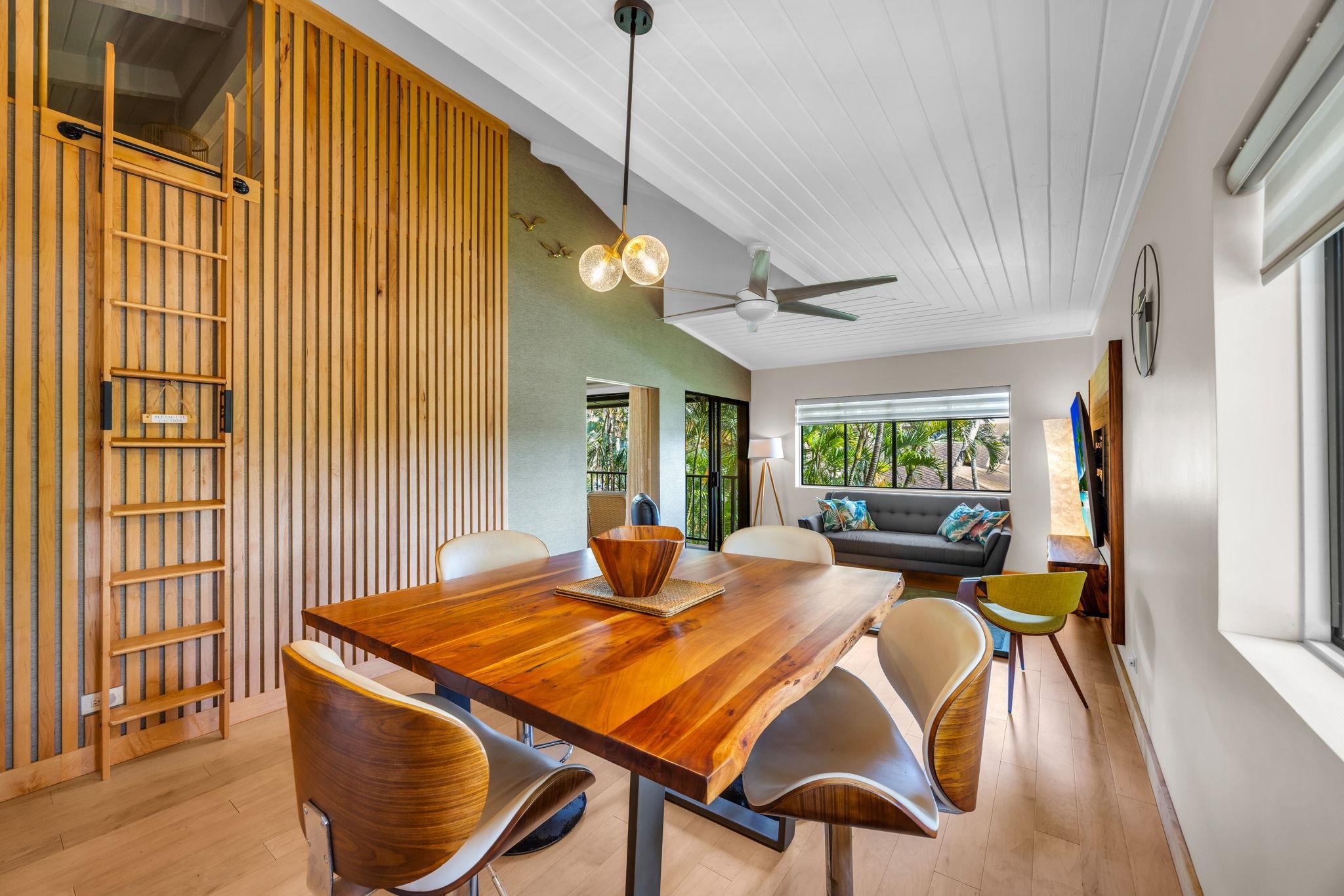 Hale Royale condo # E212, Lahaina, Hawaii - photo 13 of 36