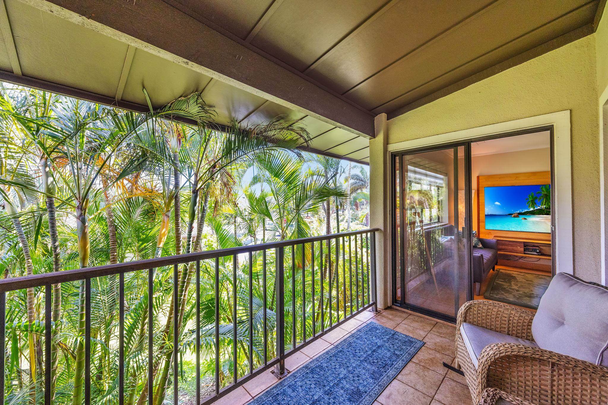 Hale Royale condo # E212, Lahaina, Hawaii - photo 17 of 36