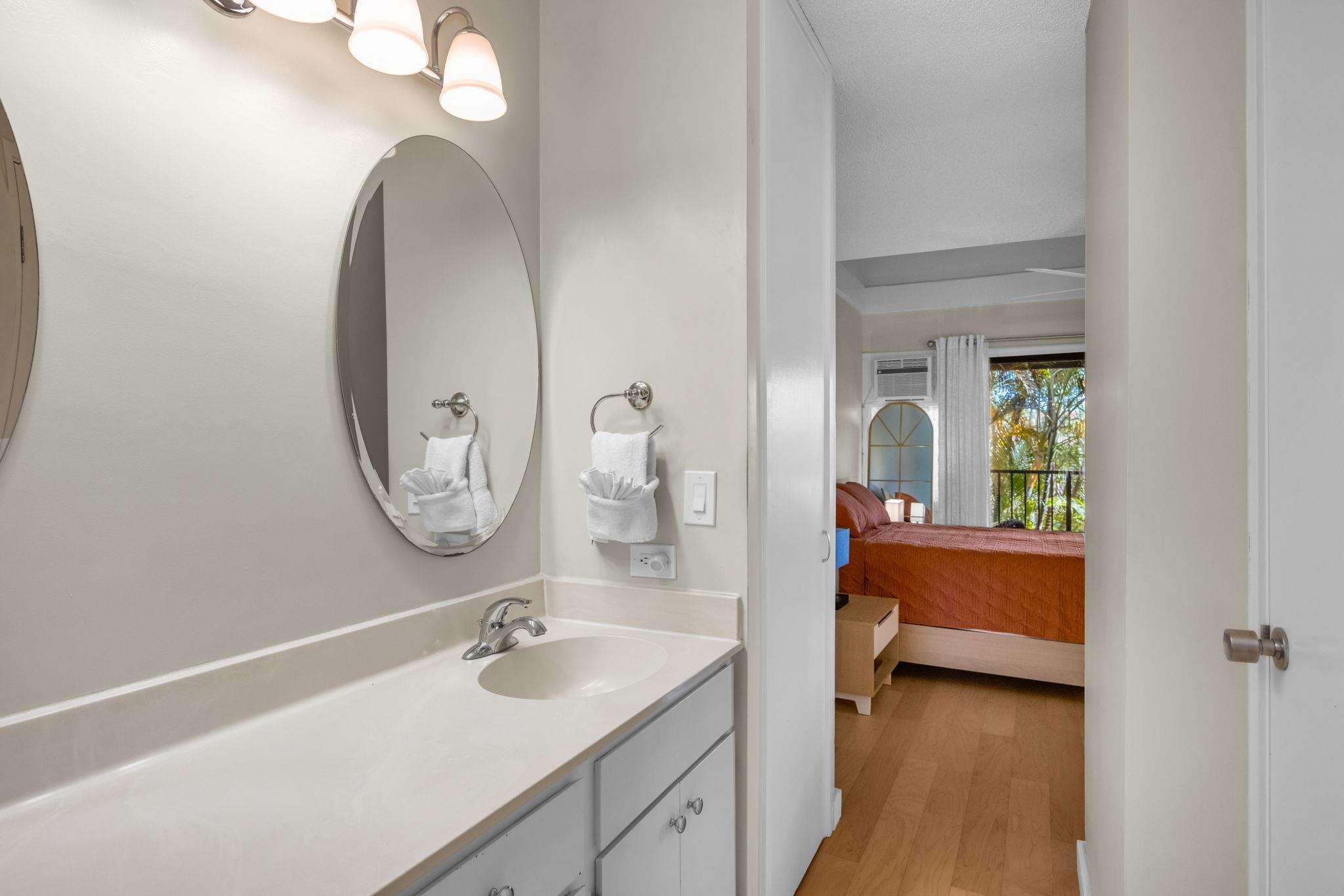 Hale Royale condo # E212, Lahaina, Hawaii - photo 20 of 36