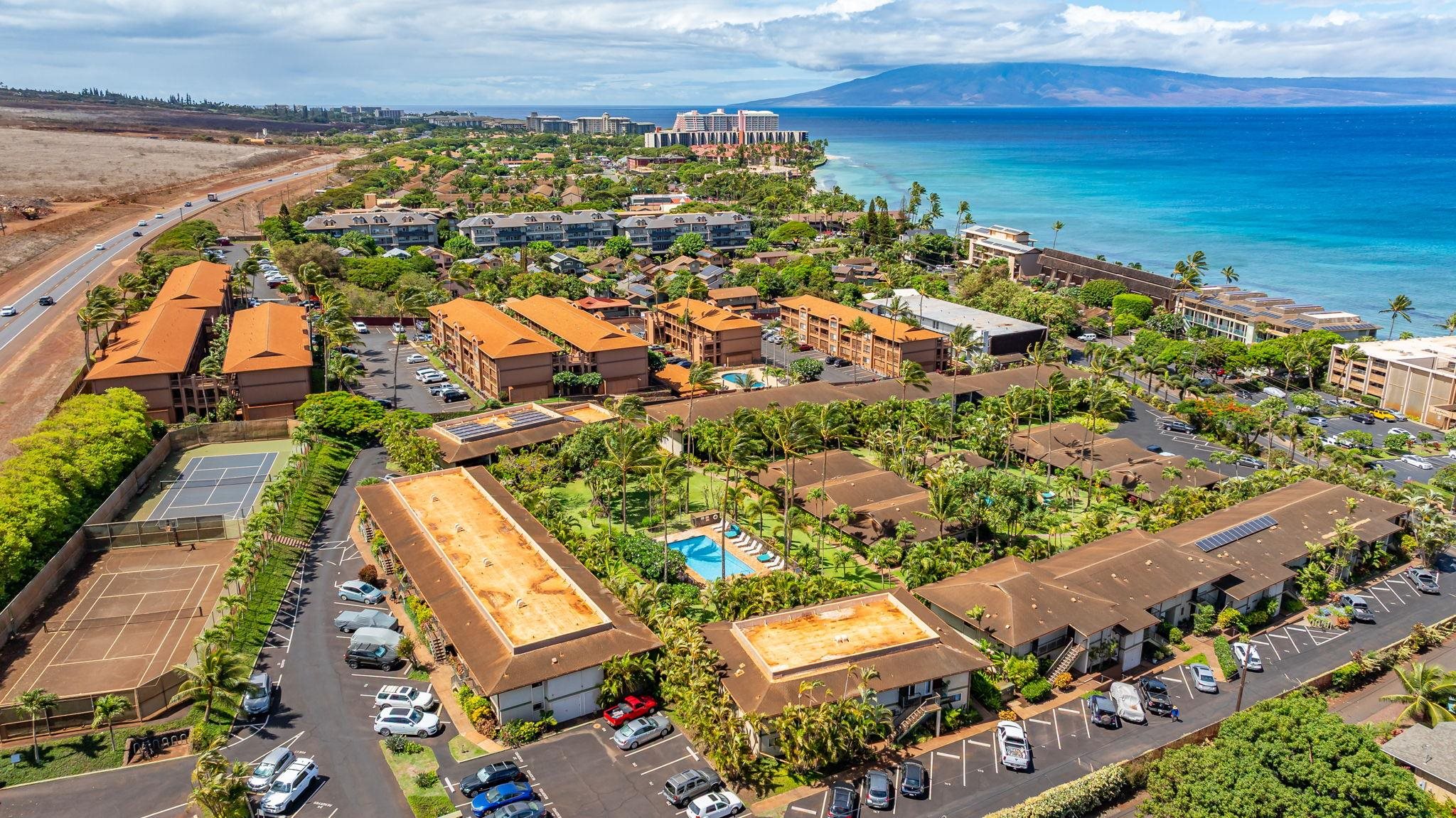 Hale Royale condo # E212, Lahaina, Hawaii - photo 27 of 36