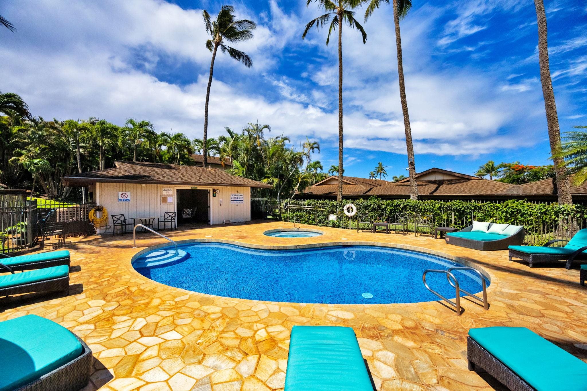 Hale Royale condo # E212, Lahaina, Hawaii - photo 33 of 36