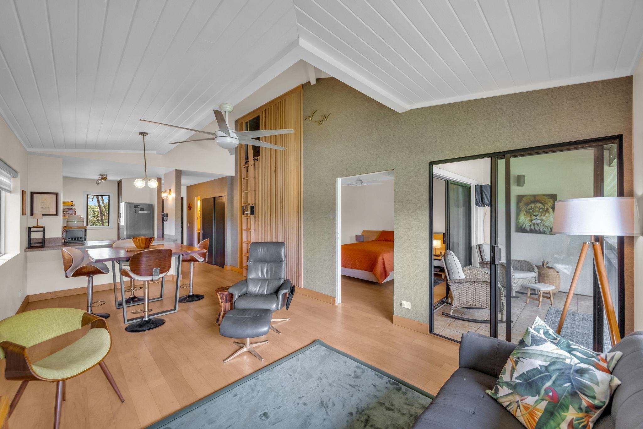 Hale Royale condo # E212, Lahaina, Hawaii - photo 5 of 36