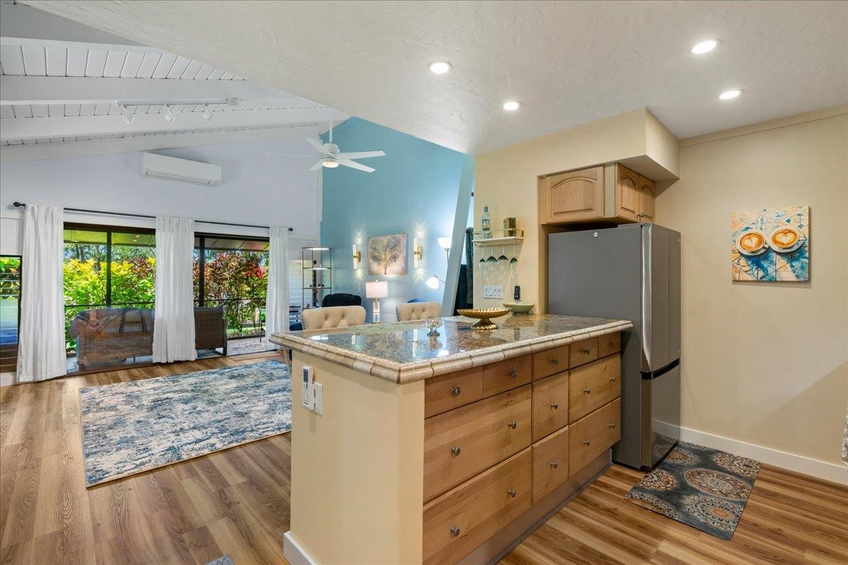 Hale Royale condo # G101, Lahaina, Hawaii - photo 2 of 34