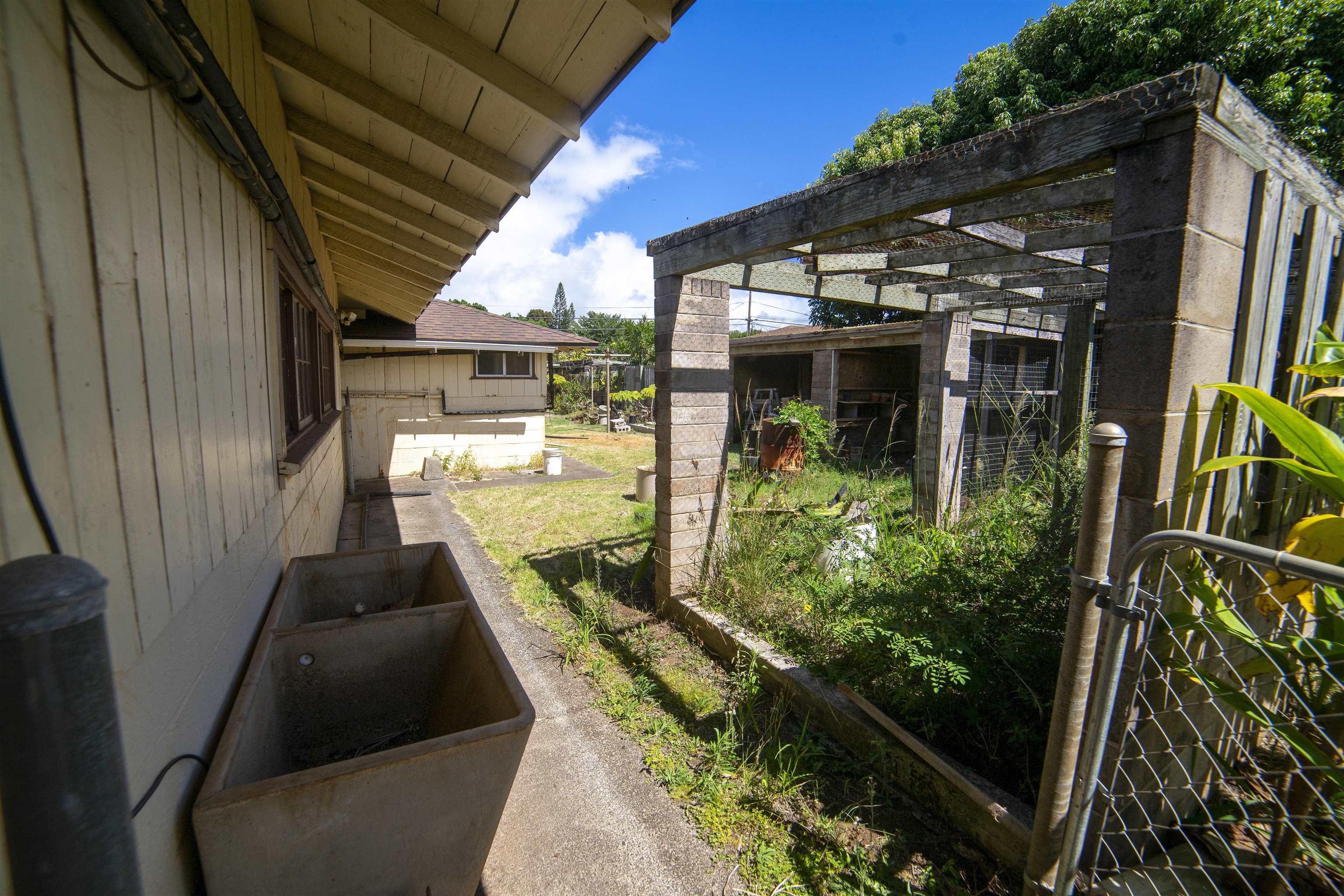 38  Kealaloa Ave , Makawao/Olinda/Haliimaile home - photo 31 of 40