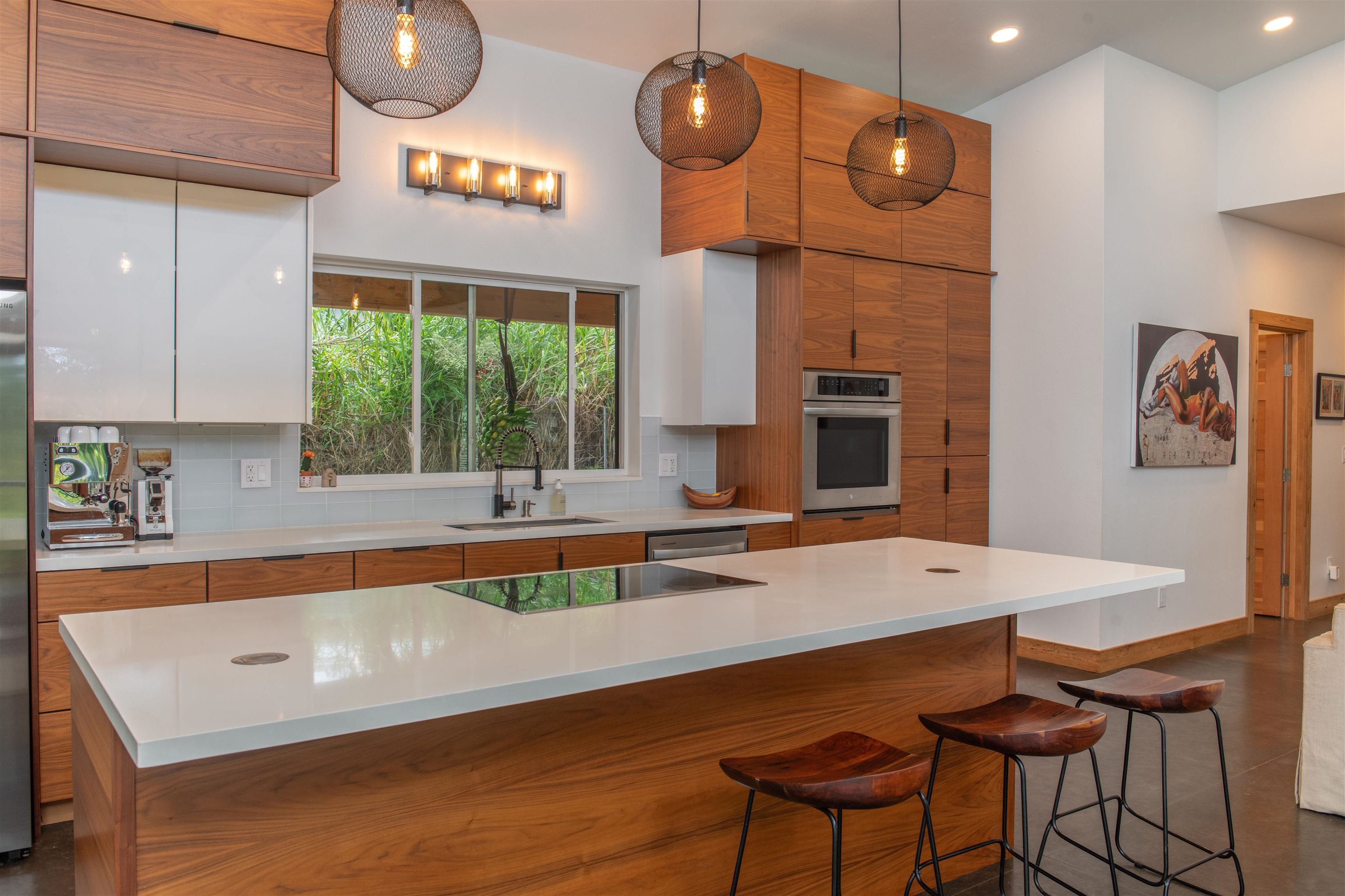 38  Waipuhia Pl East Kuiaha, Haiku home - photo 2 of 22