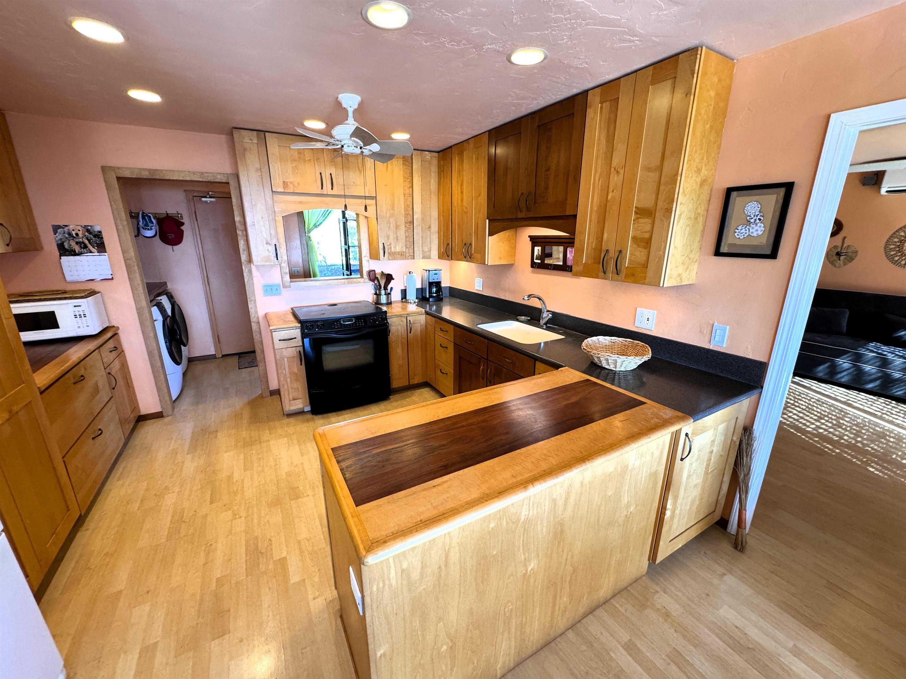 380  Ulua Rd , Molokai home - photo 6 of 42