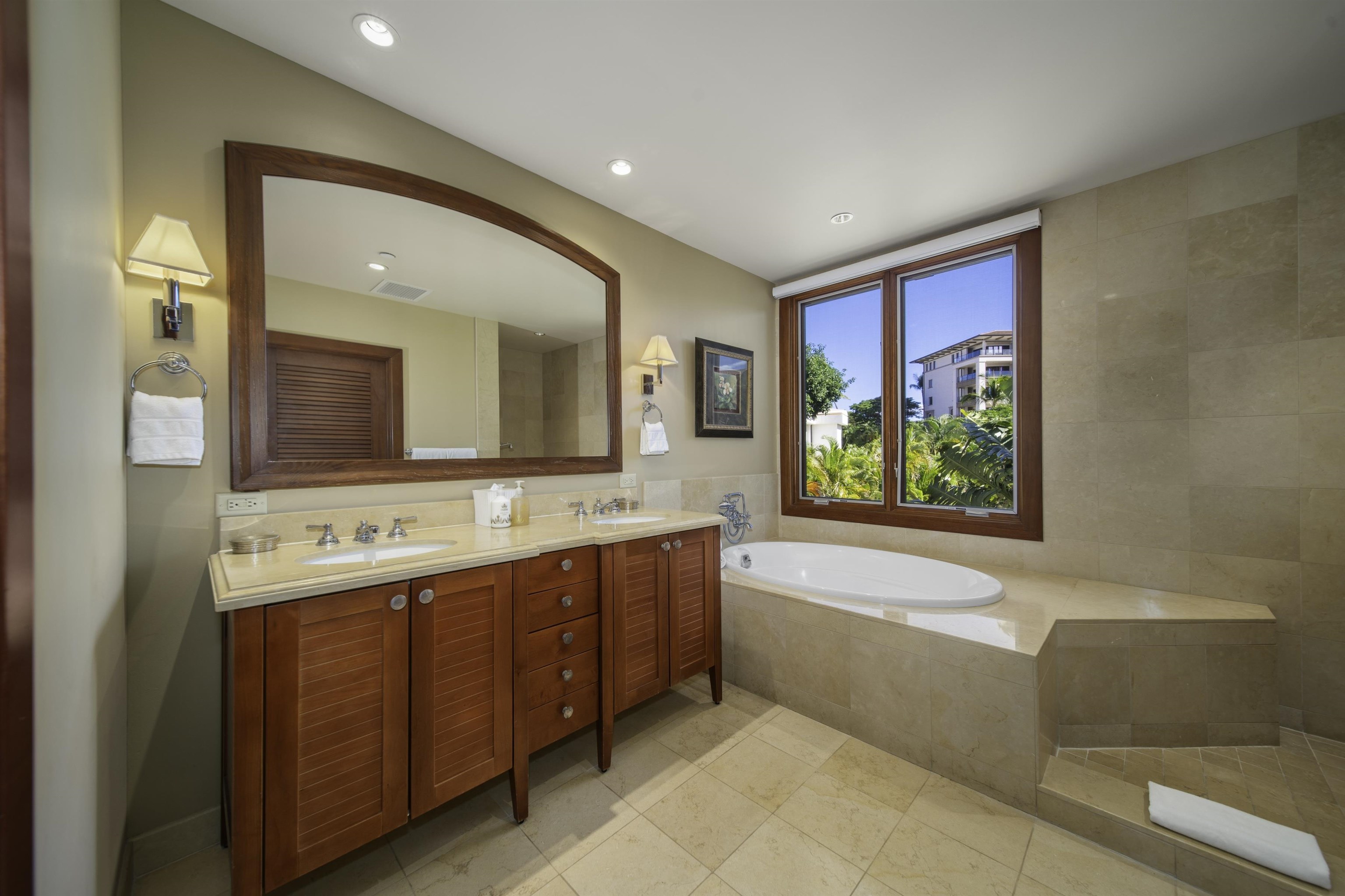 Wailea Beach Villas condo # D301, Kihei, Hawaii - photo 17 of 50