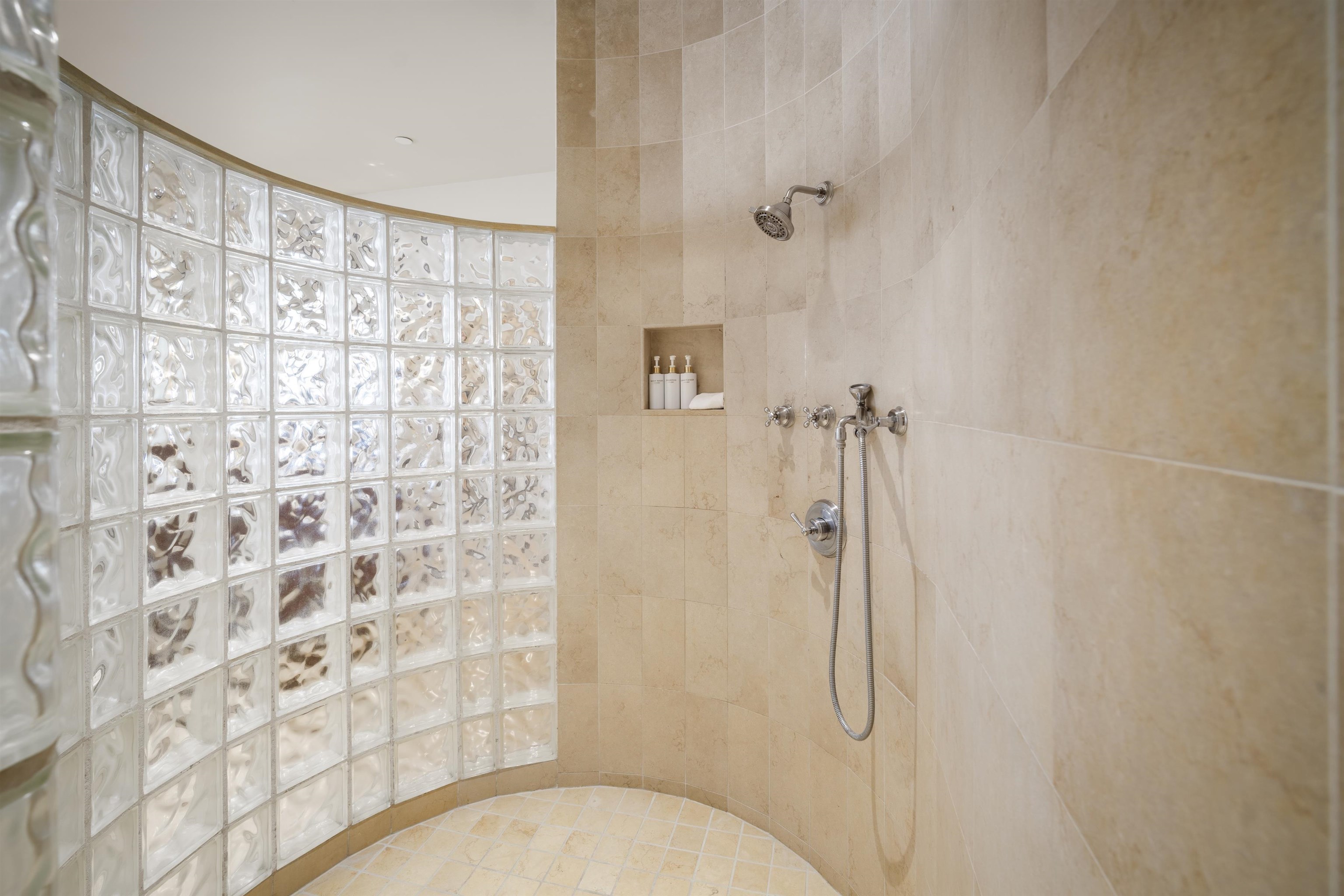 Wailea Beach Villas condo # PH108, Kihei, Hawaii - photo 16 of 42