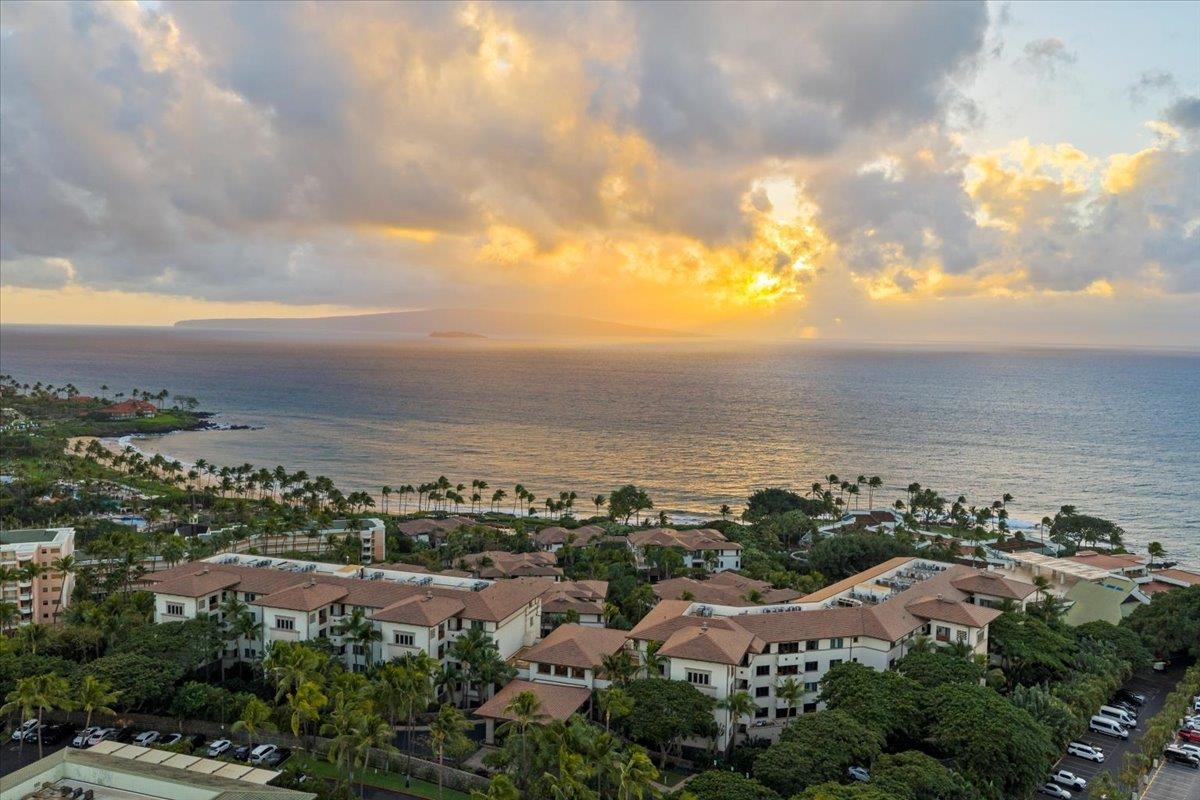 Wailea Beach Villas condo # PH503, Kihei, Hawaii - photo 38 of 48