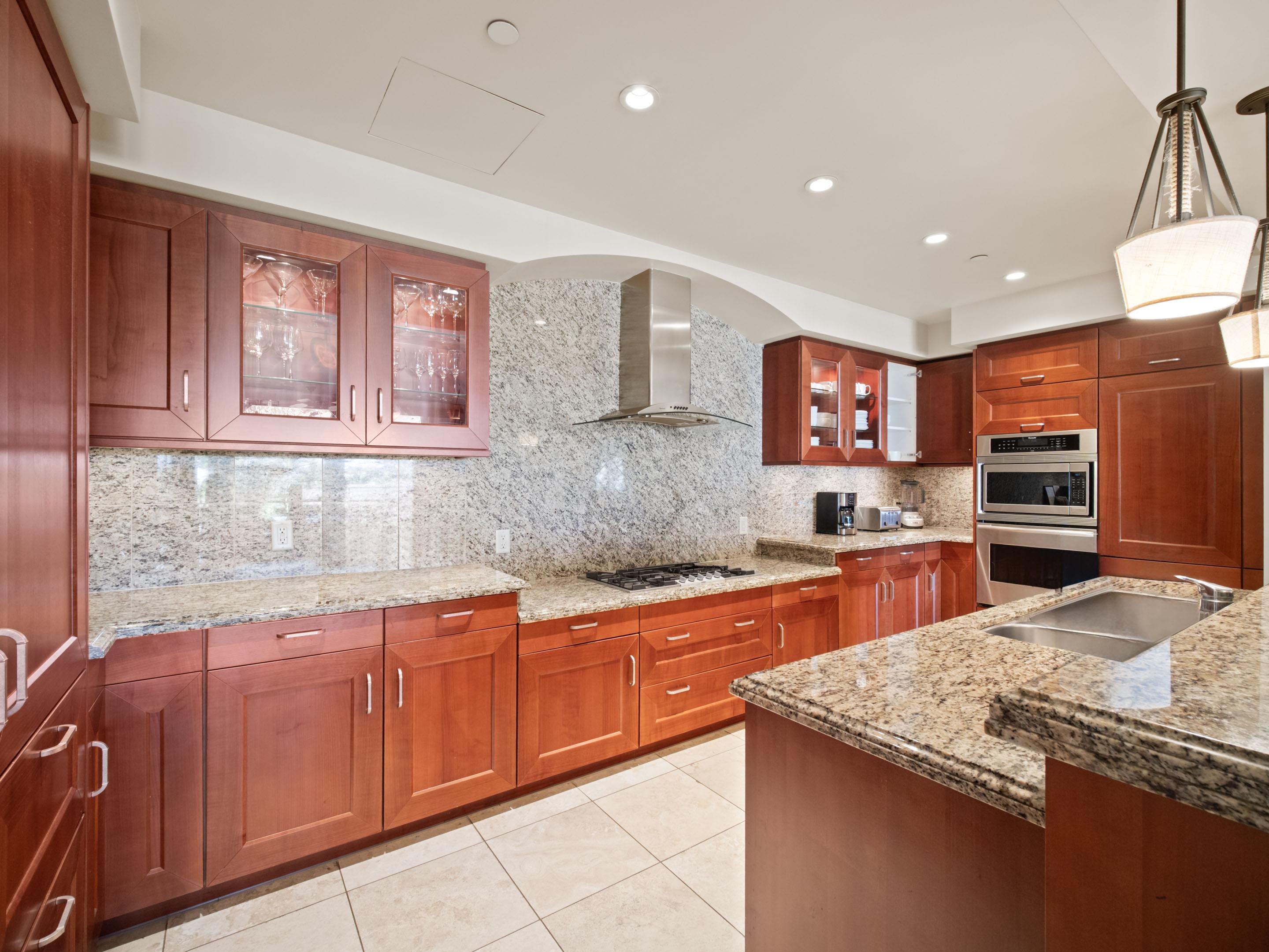 Wailea Beach Villas condo # E201, Kihei, Hawaii - photo 12 of 45