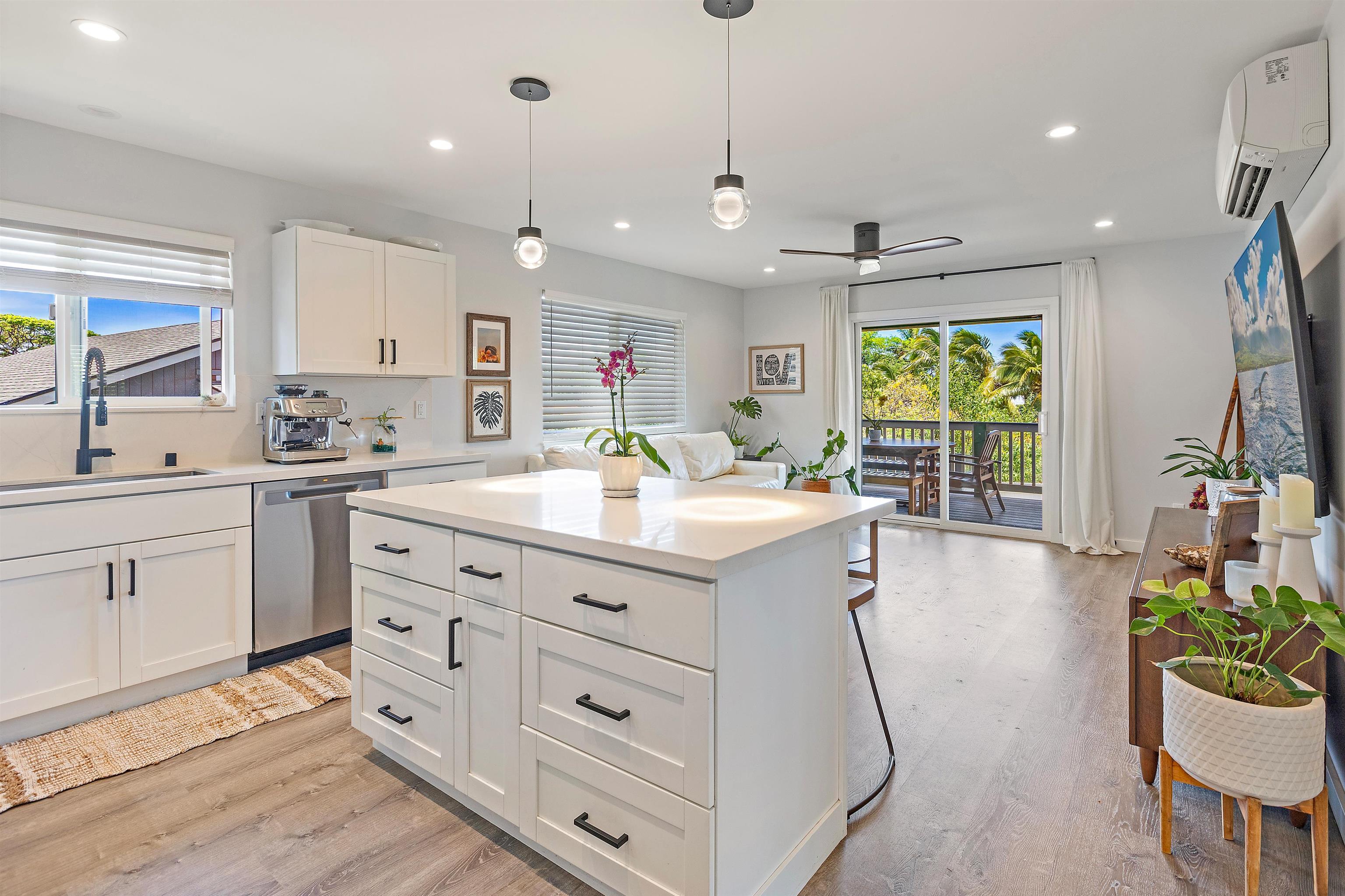 3808  Lower Honoapiilani Rd , Napili/Kahana/Honokowai home - photo 14 of 34