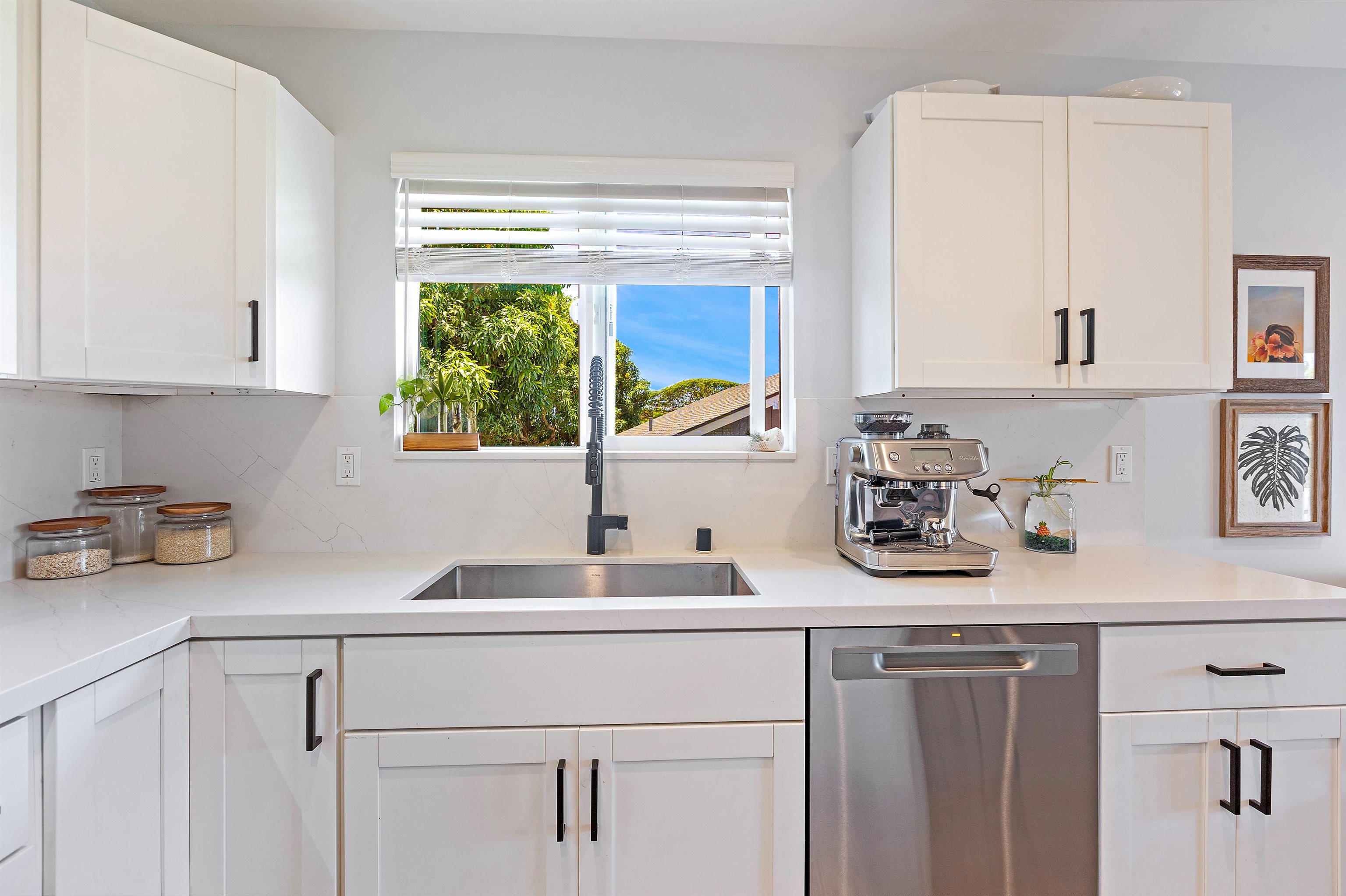 3808  Lower Honoapiilani Rd , Napili/Kahana/Honokowai home - photo 16 of 34