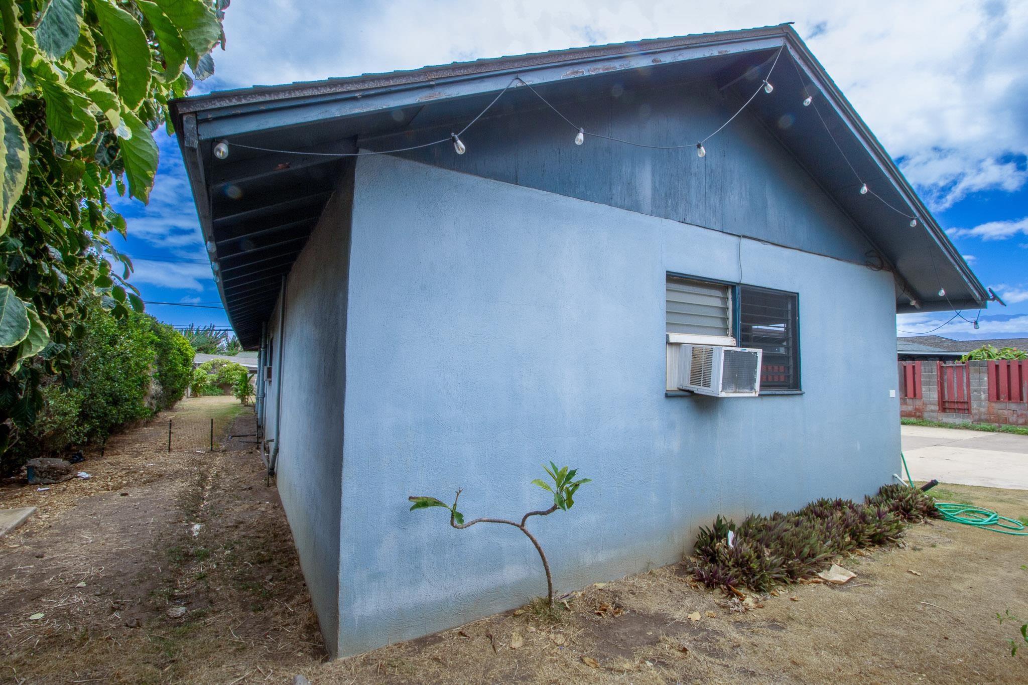 381  Waiehu Beach Rd , Wailuku home - photo 42 of 50