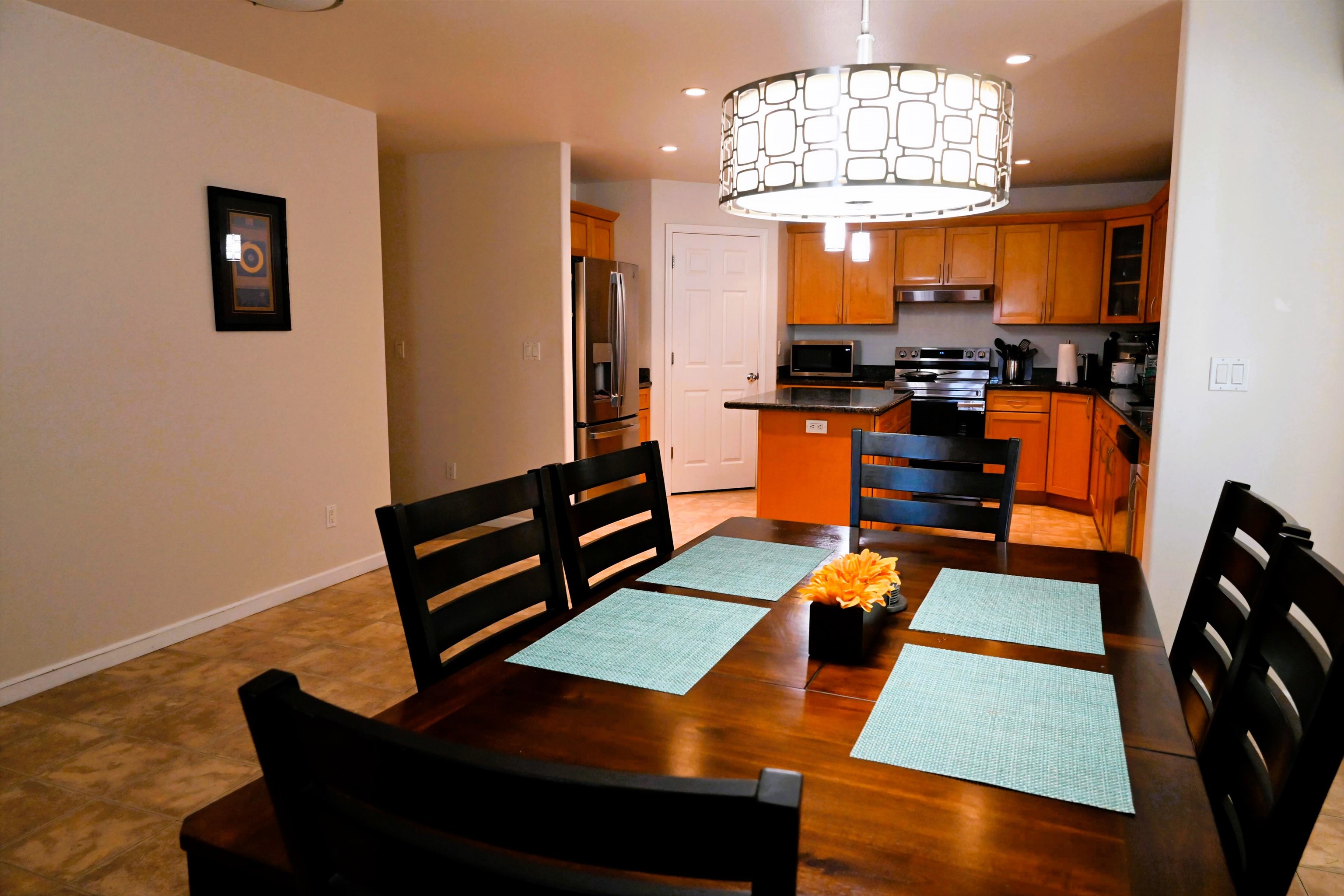 382  Naholo Cir Kahului, Kahului home - photo 2 of 26