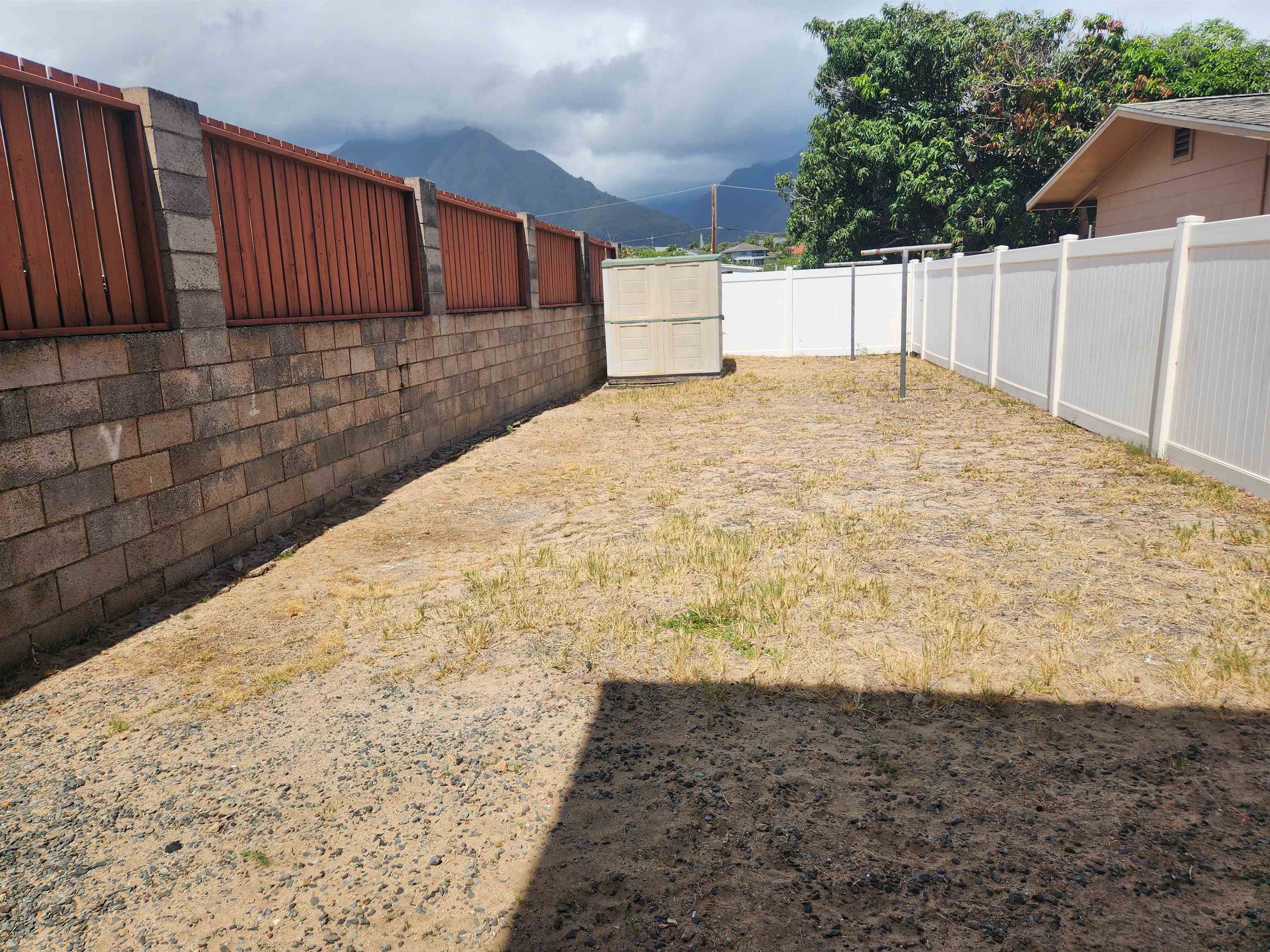 382  Naholo Cir Kahului, Kahului home - photo 16 of 26