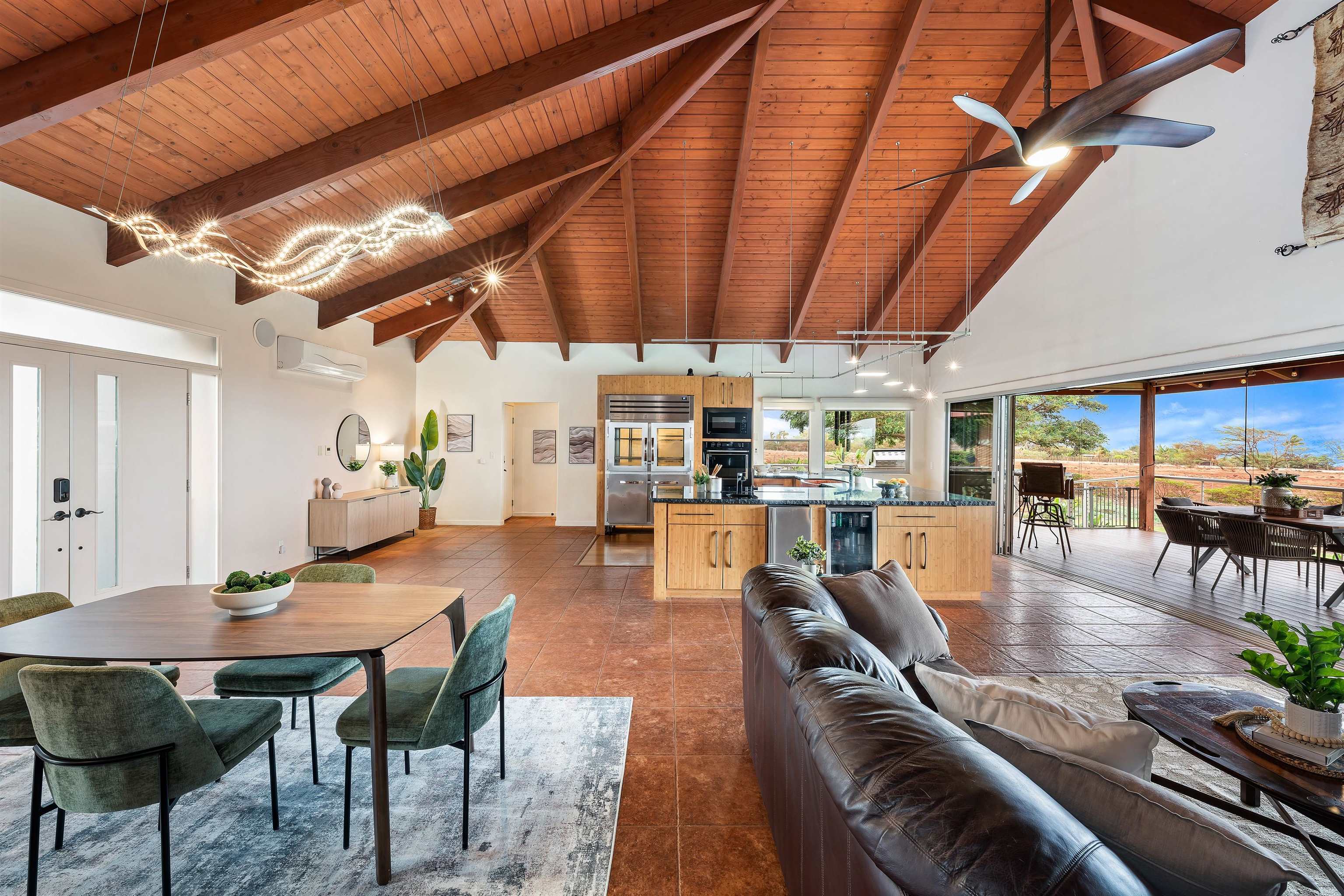 3820  Kalua Koi Rd Kaluakoi, Molokai home - photo 7 of 46