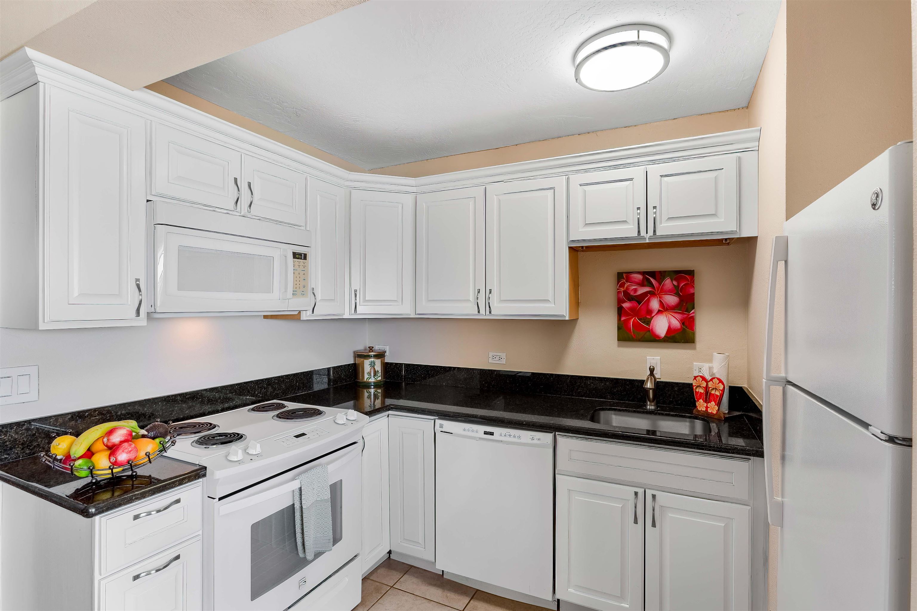 Hale Ono Loa condo # 208, Lahaina, Hawaii - photo 11 of 41