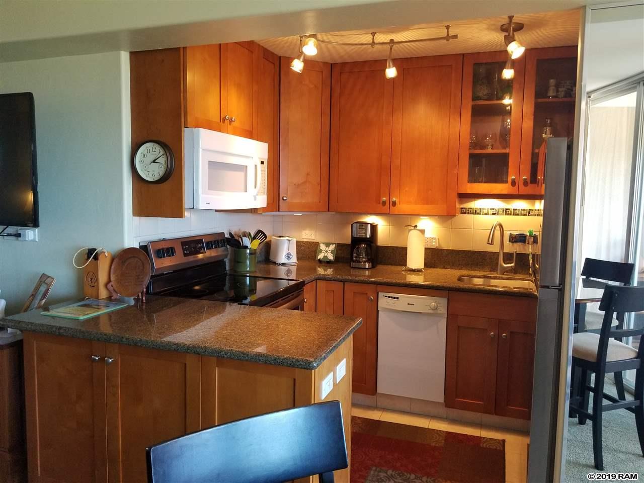 Hale Ono Loa condo # 304, Lahaina, Hawaii - photo 12 of 29