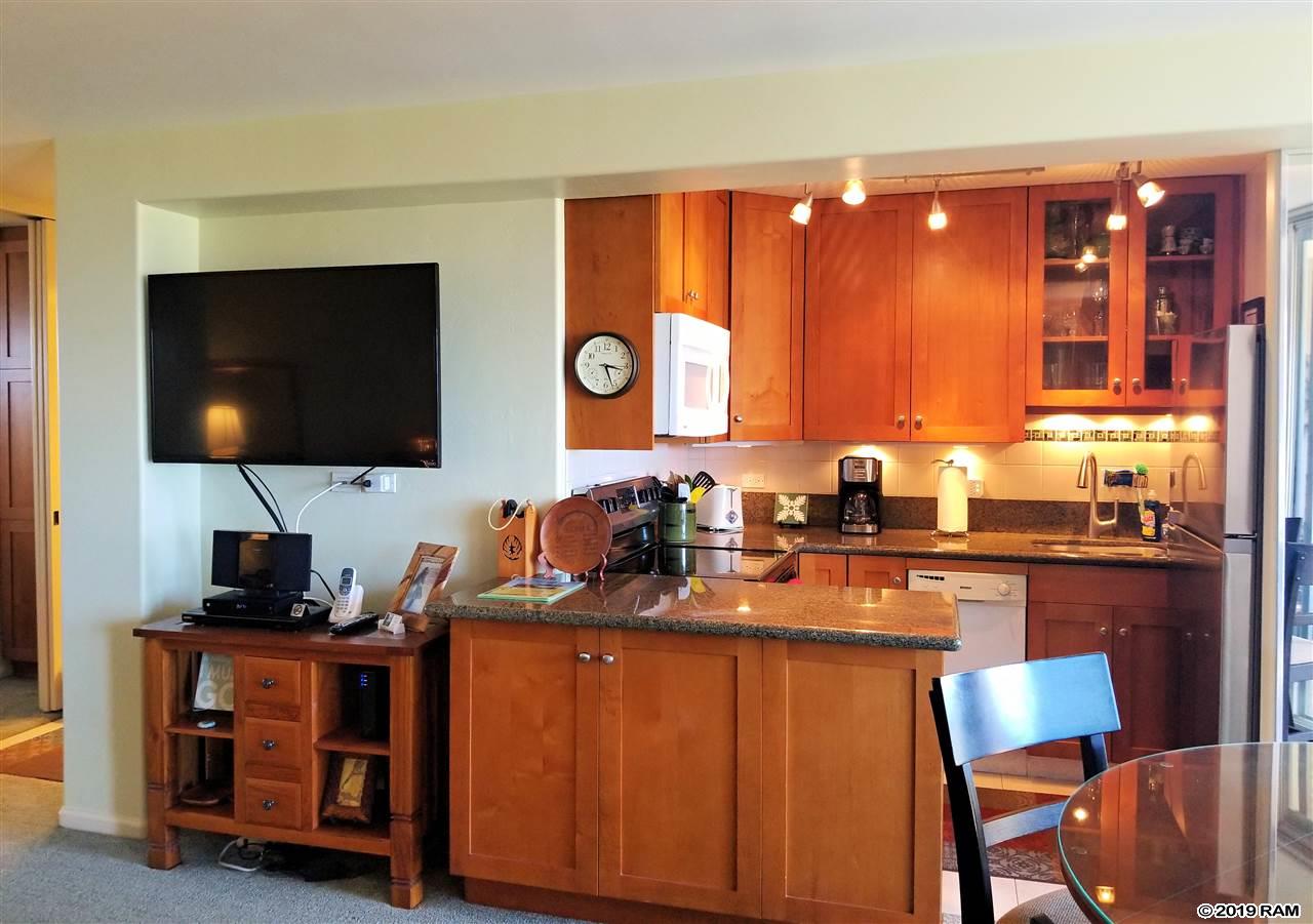 Hale Ono Loa condo # 304, Lahaina, Hawaii - photo 15 of 29