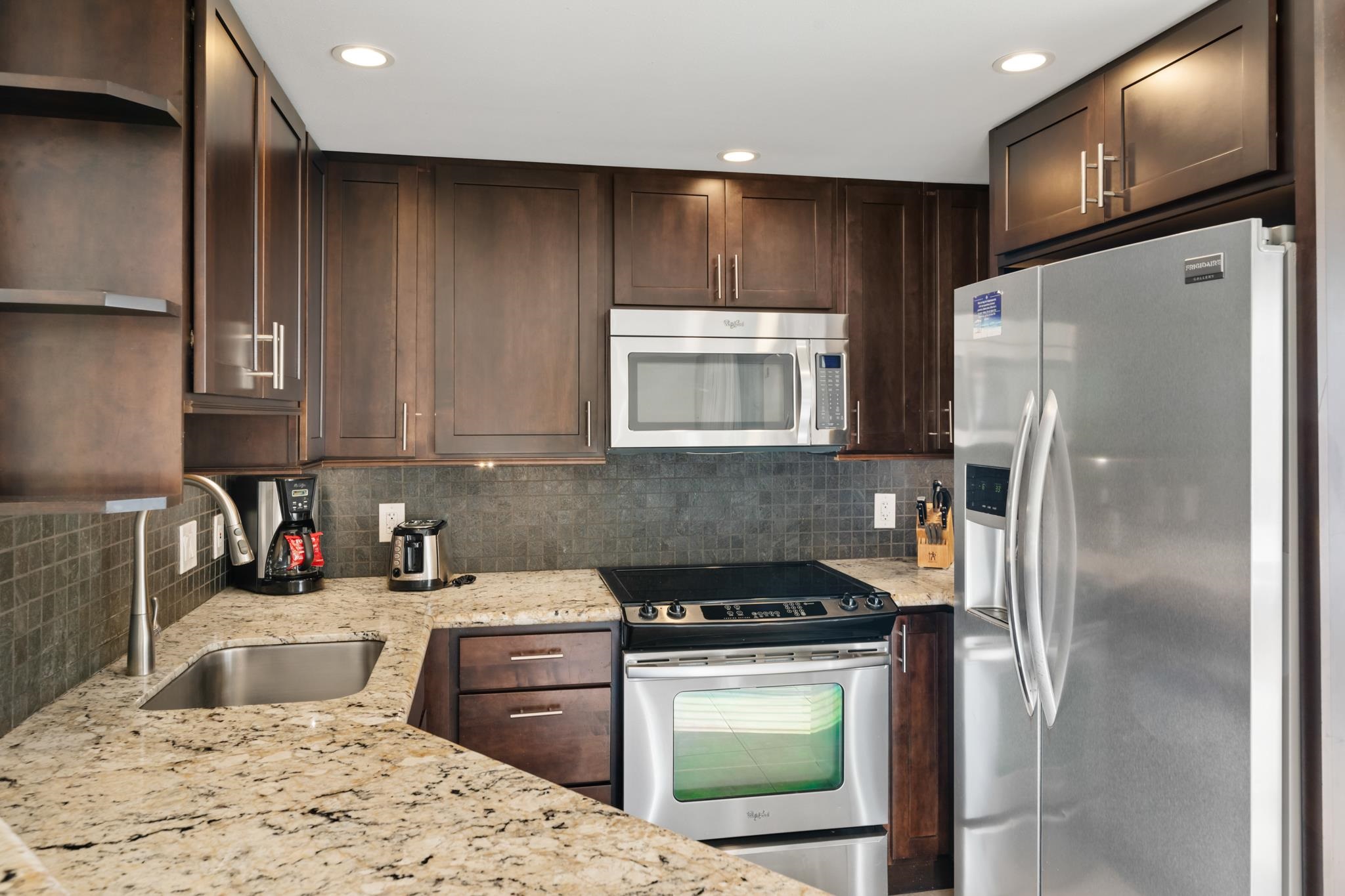 Hale Ono Loa condo # 310, Lahaina, Hawaii - photo 9 of 22