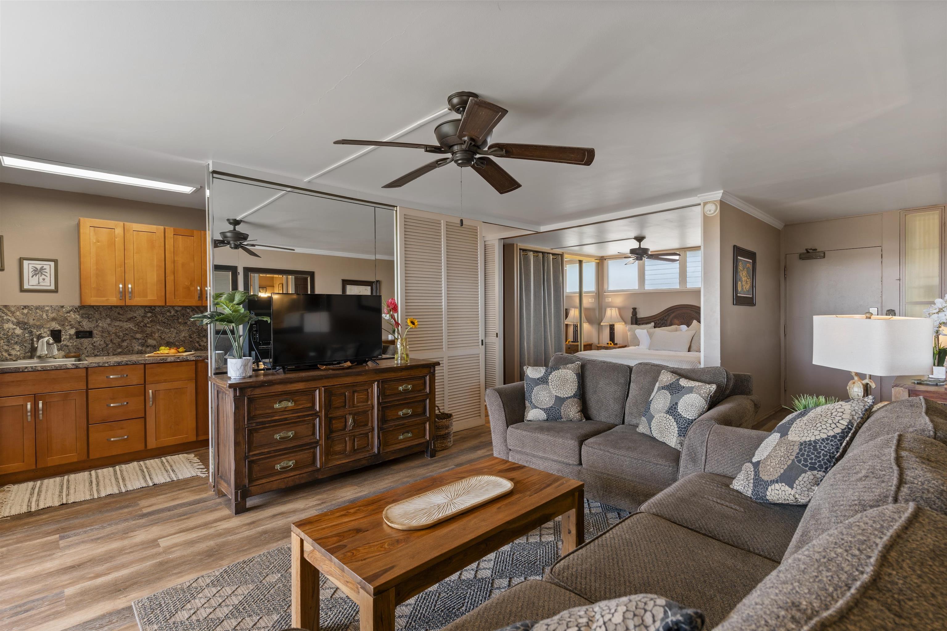 Hale Ono Loa condo # 401, Lahaina, Hawaii - photo 13 of 40