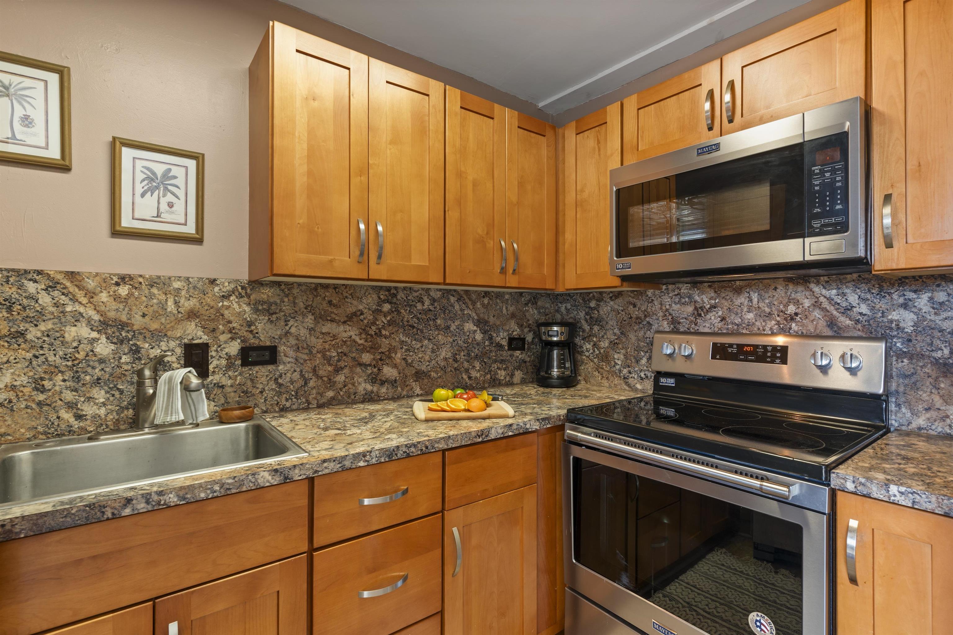 Hale Ono Loa condo # 401, Lahaina, Hawaii - photo 16 of 40