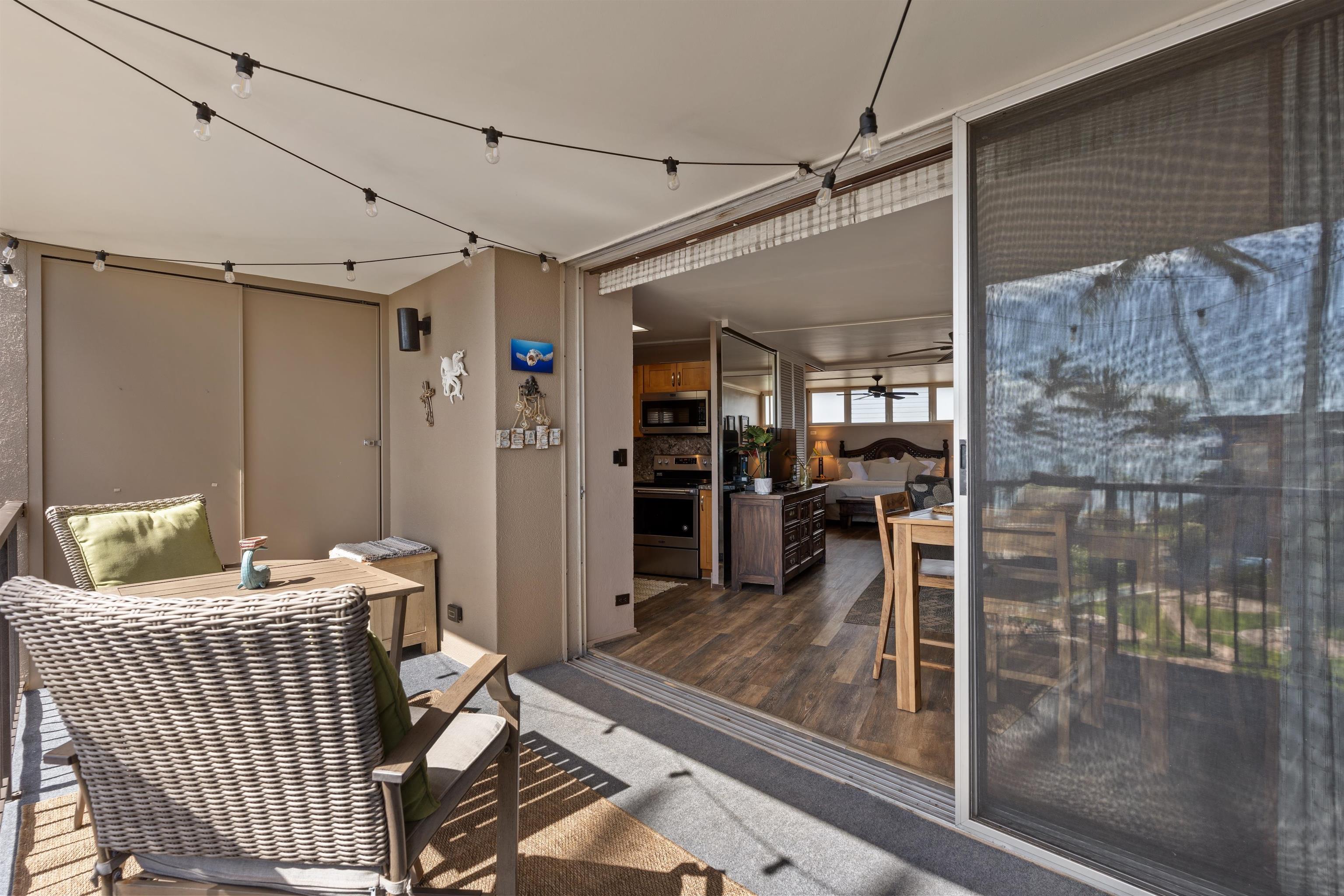 Hale Ono Loa condo # 401, Lahaina, Hawaii - photo 23 of 40