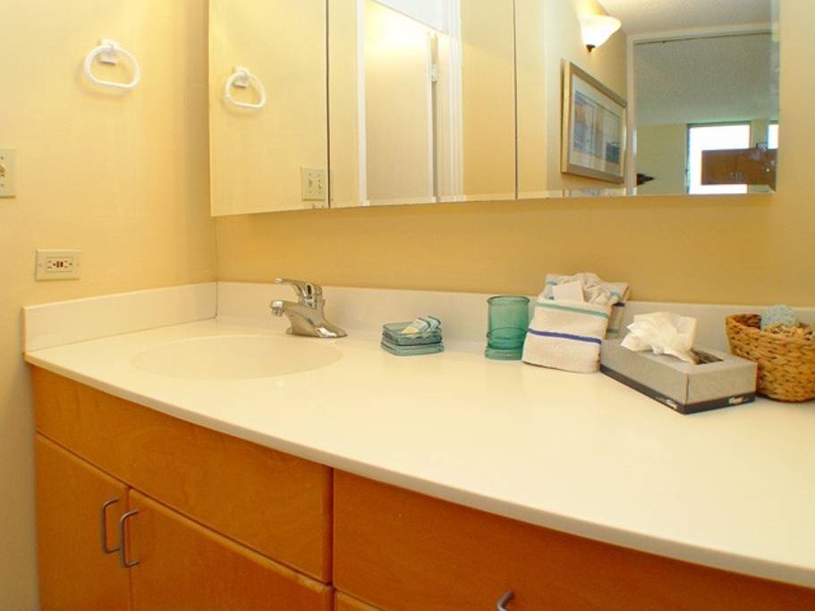 Hale Ono Loa condo # 417, Lahaina, Hawaii - photo 13 of 24