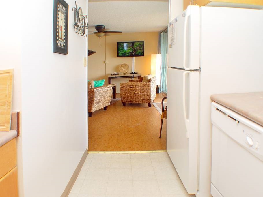 Hale Ono Loa condo # 417, Lahaina, Hawaii - photo 15 of 24