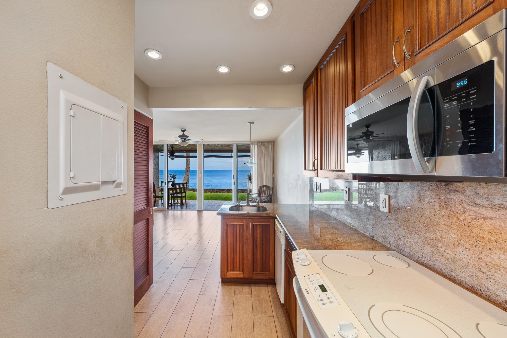 Lokelani condo # B-103, Lahaina, Hawaii - photo 12 of 45