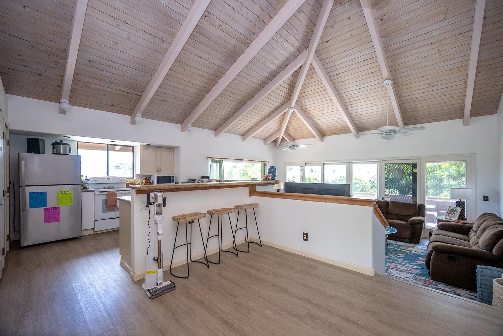 3863  Mahinahina St Mahinahina, Napili/Kahana/Honokowai home - photo 4 of 49