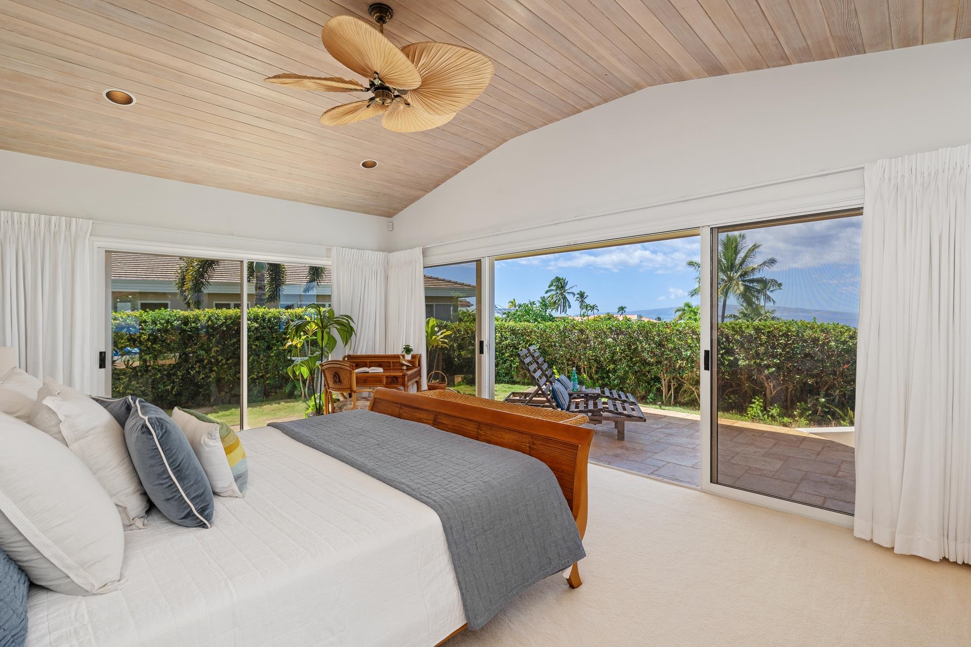 3870  Wailea Ekolu Pl Wailea, Wailea/Makena home - photo 27 of 48