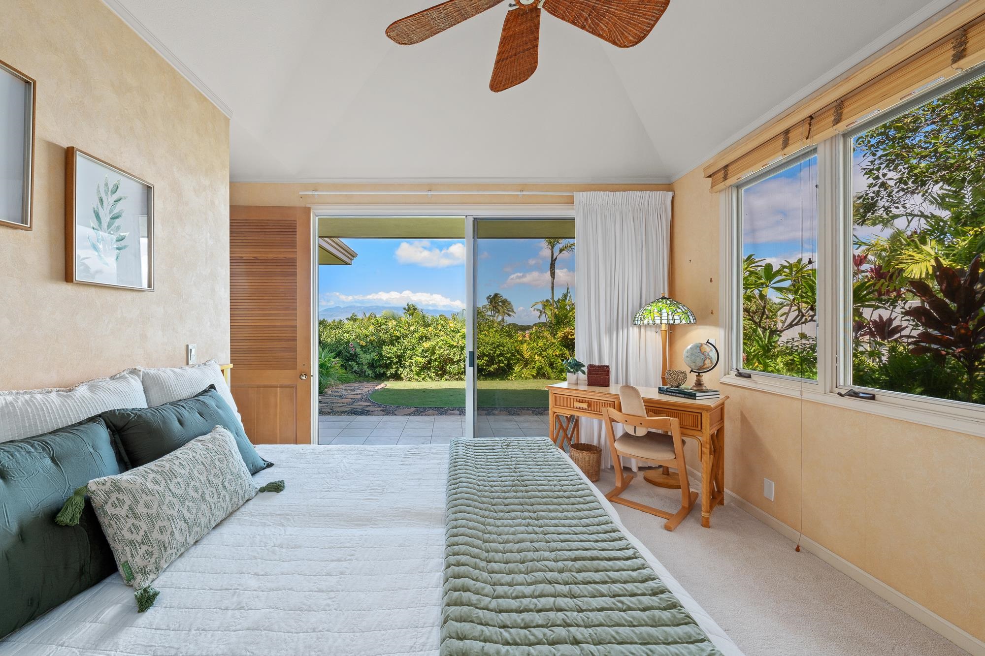3870  Wailea Ekolu Pl Wailea, Wailea/Makena home - photo 37 of 48