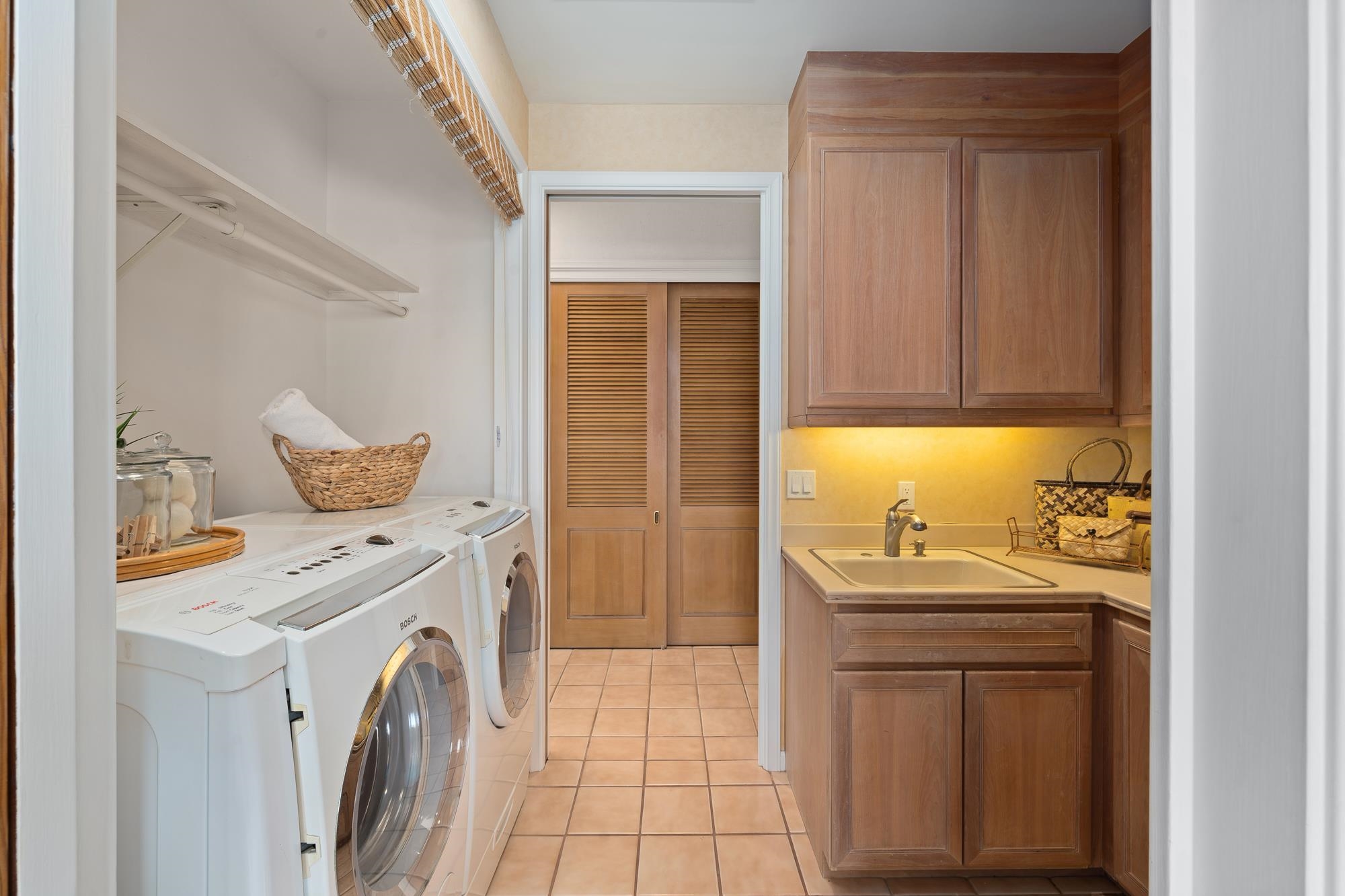 3870  Wailea Ekolu Pl Wailea, Wailea/Makena home - photo 43 of 48