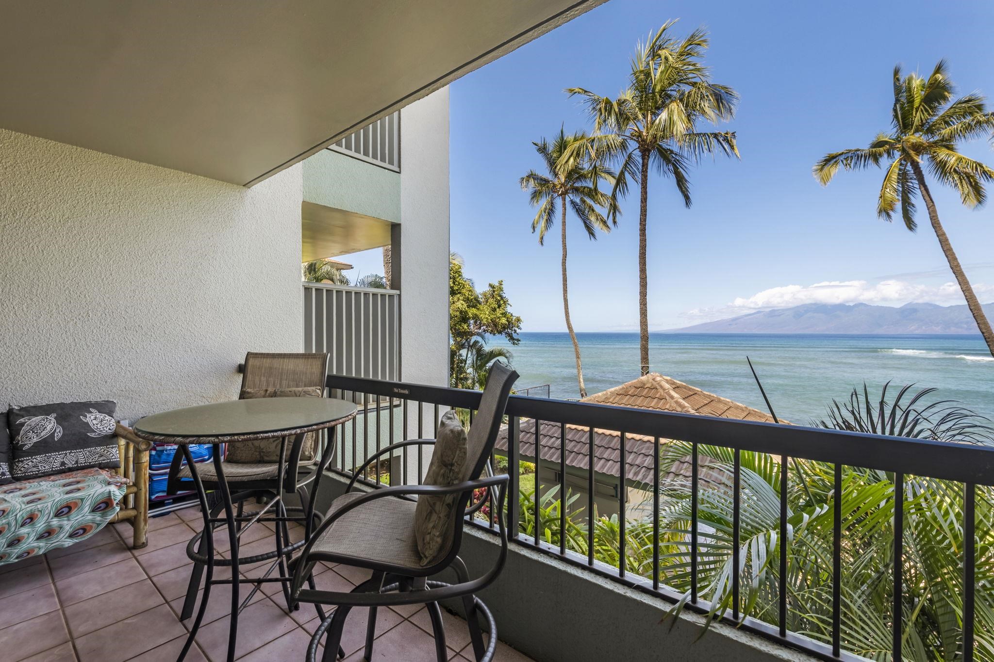 Hale Mahina condo # B-205, Lahaina, Hawaii - photo 19 of 28