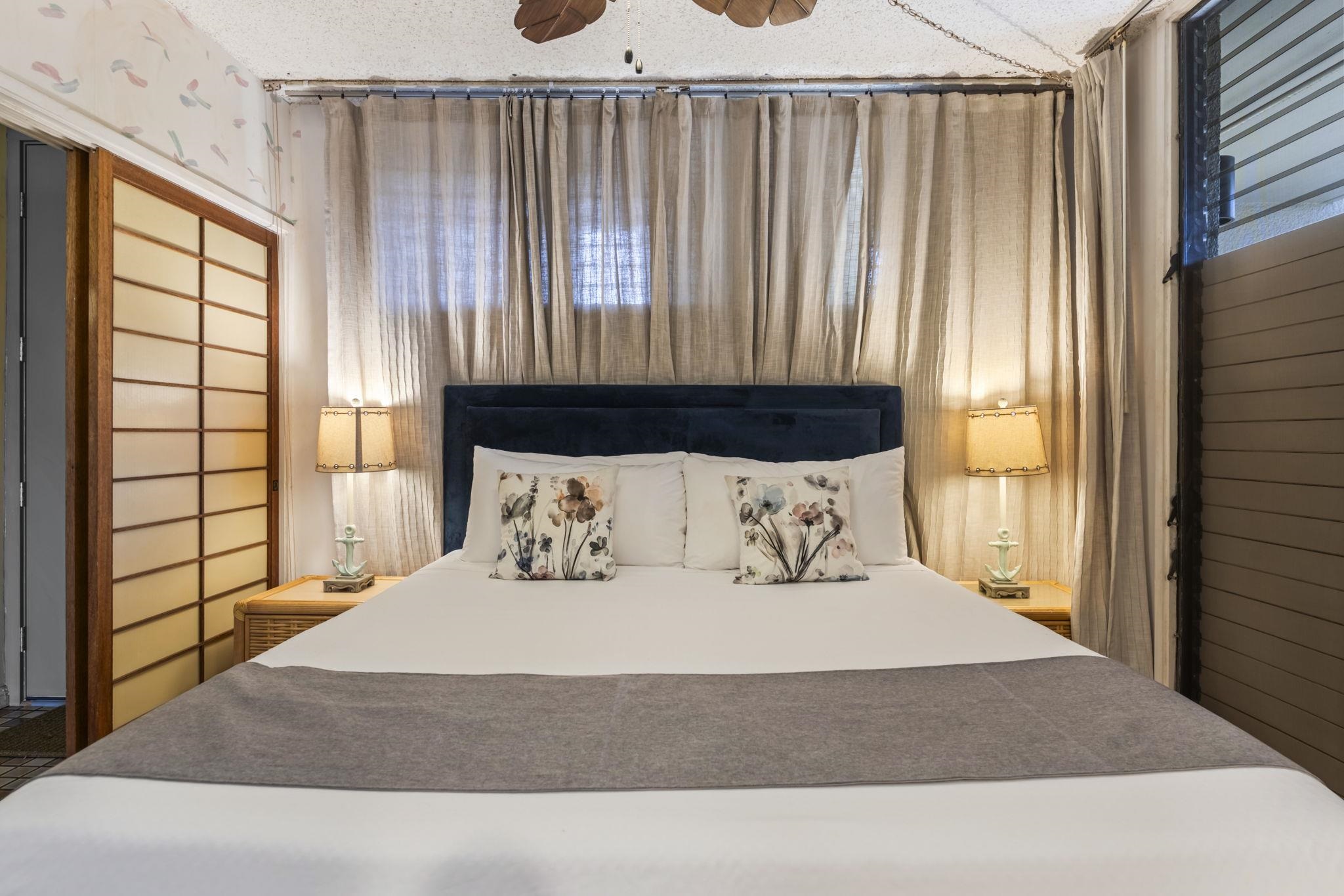 Hale Mahina condo # B-205, Lahaina, Hawaii - photo 4 of 28