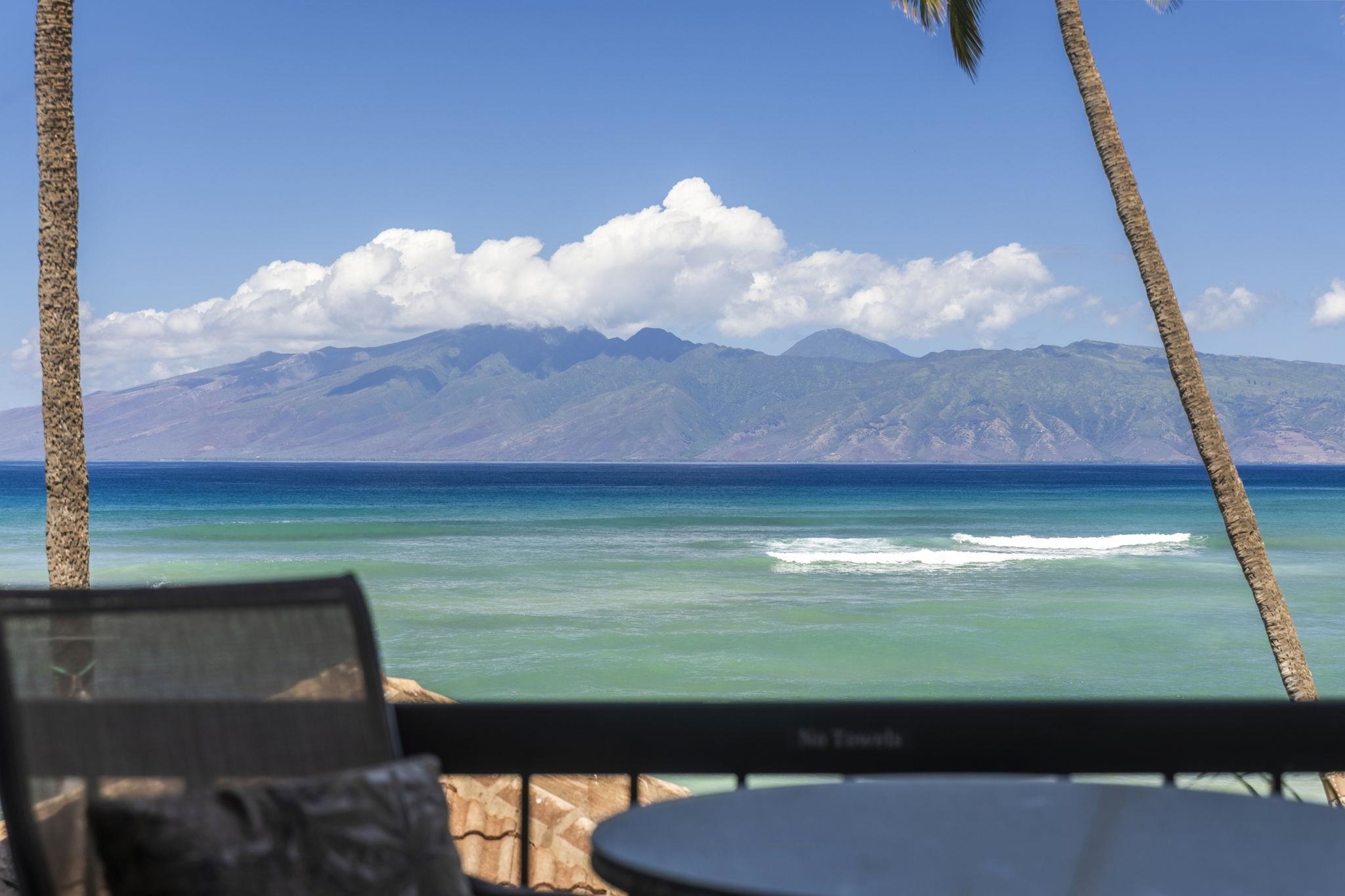 Hale Mahina condo # B-205, Lahaina, Hawaii - photo 5 of 28