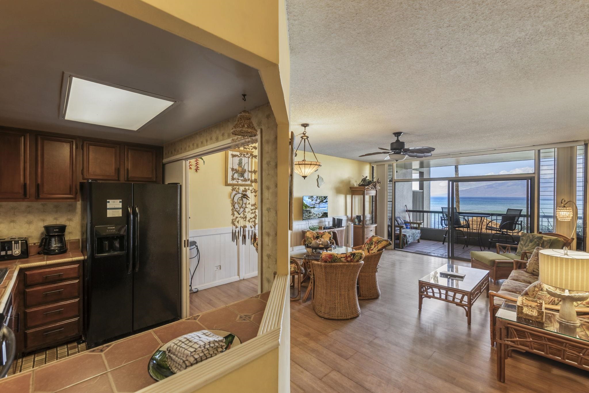 Hale Mahina condo # B-205, Lahaina, Hawaii - photo 7 of 28