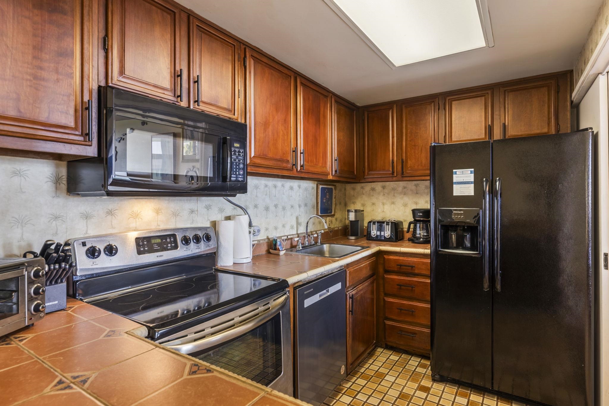 Hale Mahina condo # B-205, Lahaina, Hawaii - photo 9 of 28