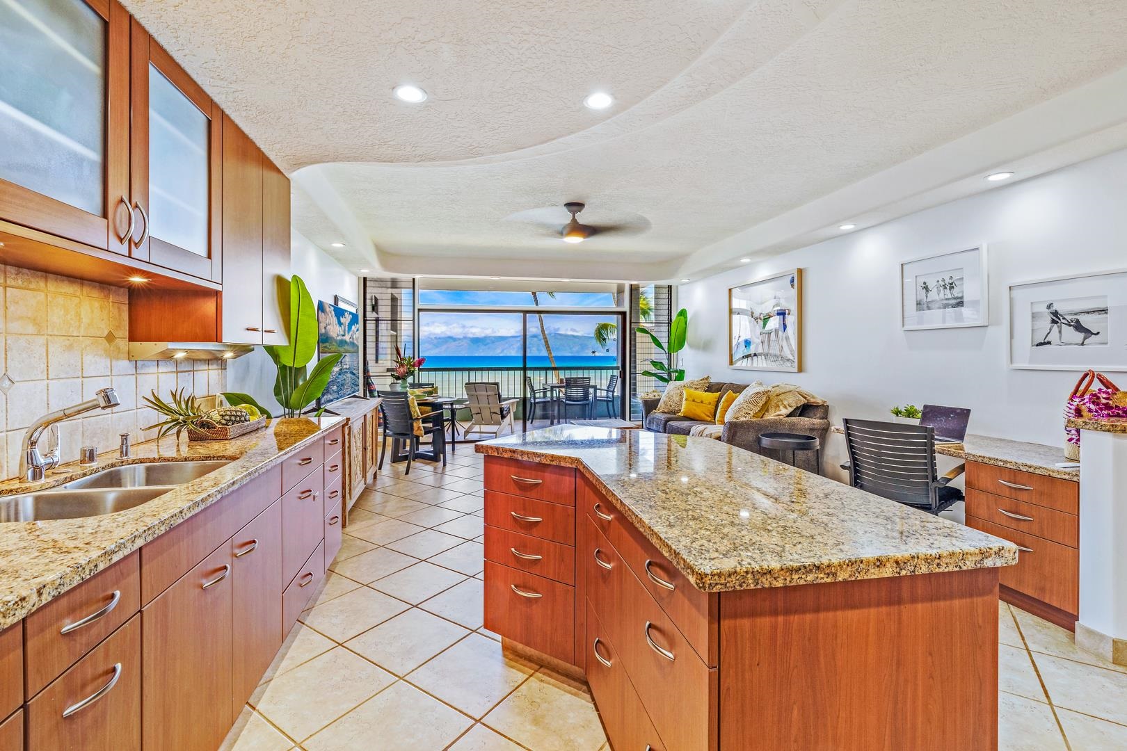 Hale Mahina condo # B305, Lahaina, Hawaii - photo 10 of 35