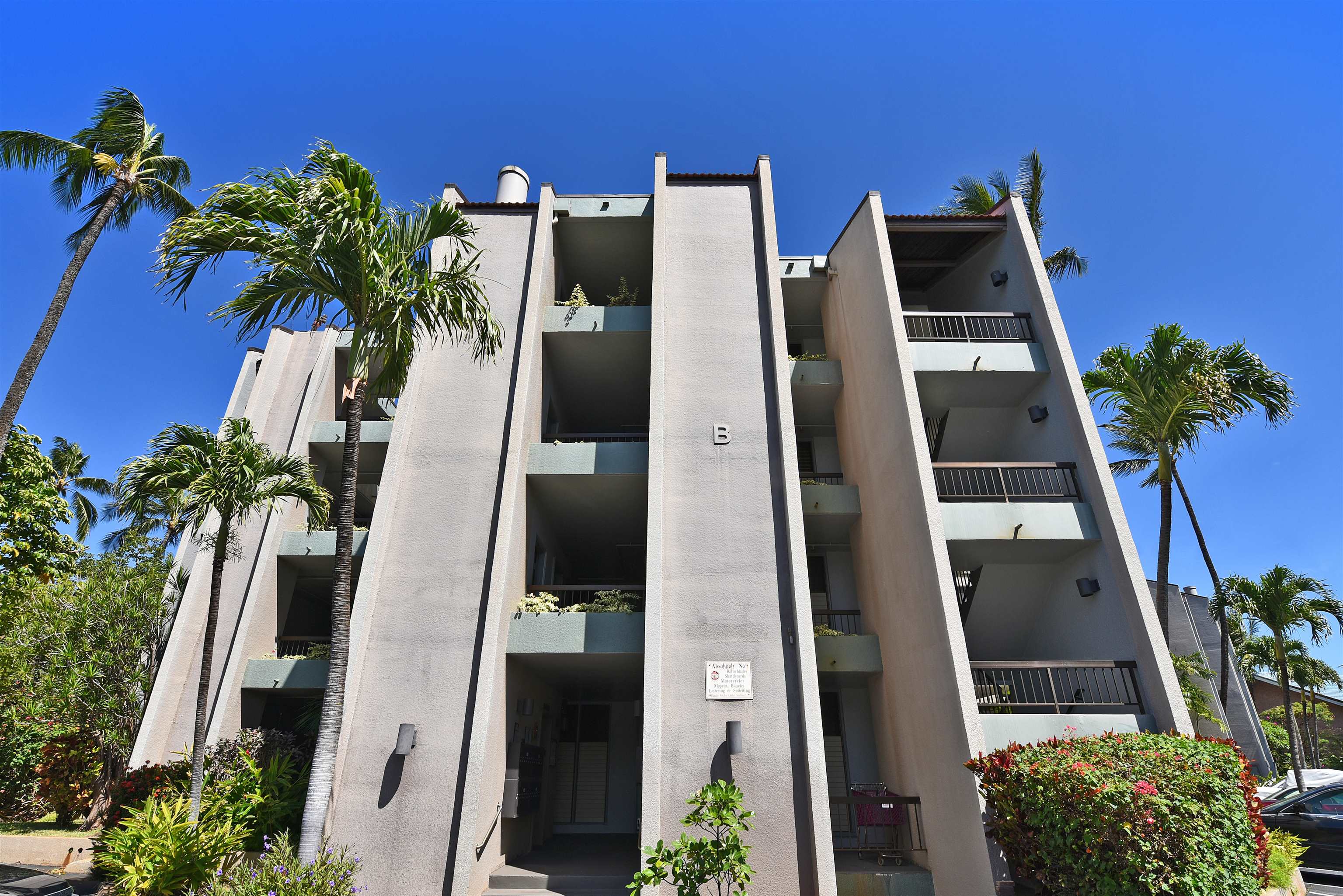 Hale Mahina condo # B-306, Lahaina, Hawaii - photo 38 of 50