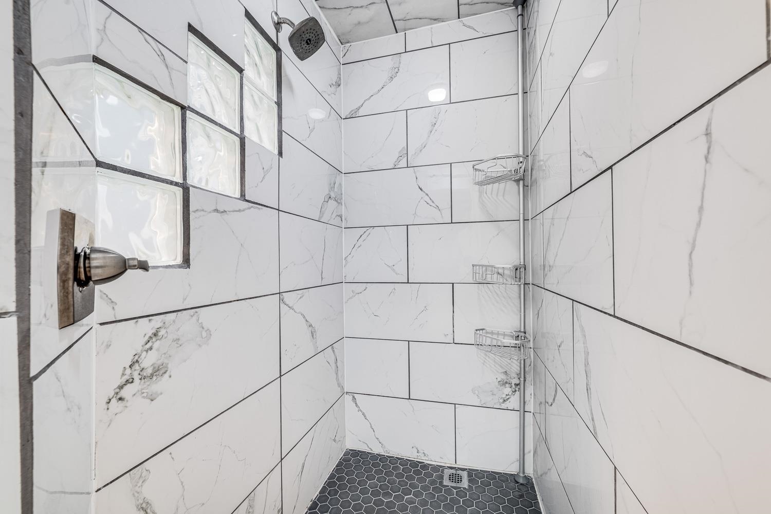 Hale Mahina condo # B402, Lahaina, Hawaii - photo 20 of 50