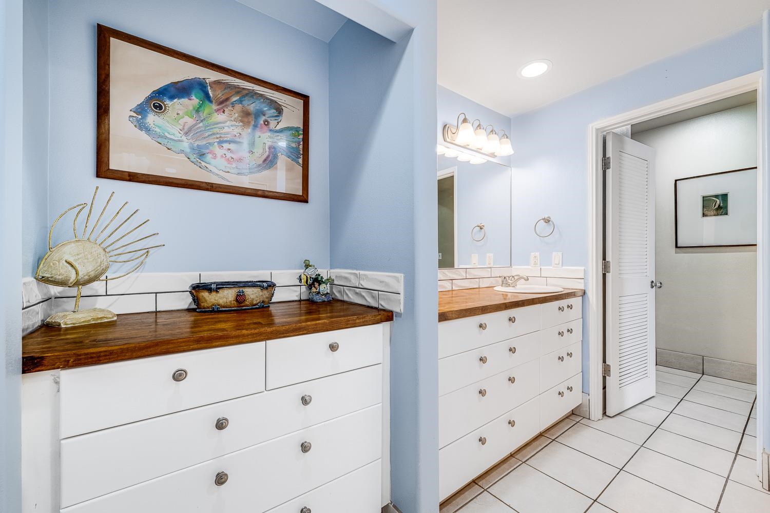 Hale Mahina condo # B402, Lahaina, Hawaii - photo 22 of 50