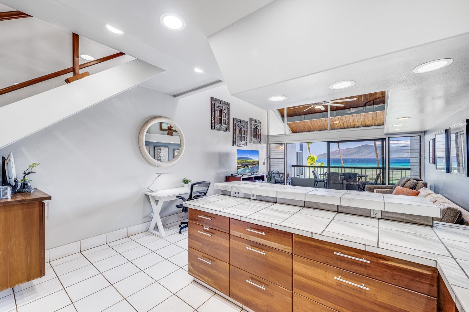 Hale Mahina condo # B402, Lahaina, Hawaii - photo 23 of 50