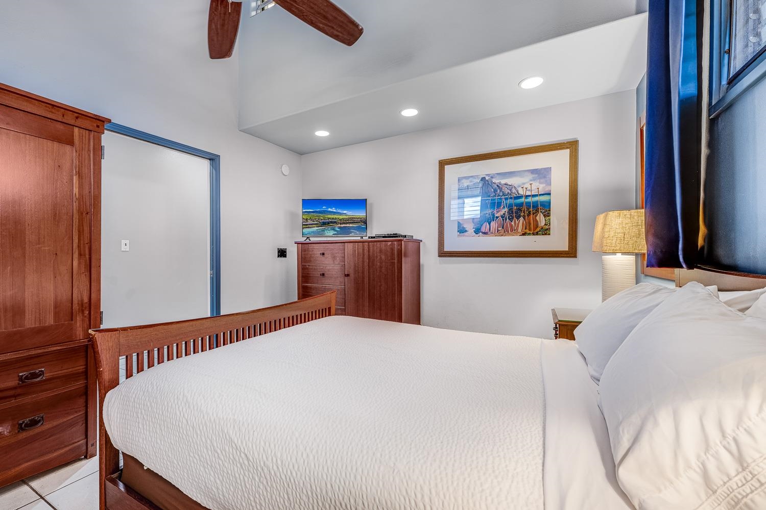 Hale Mahina condo # B402, Lahaina, Hawaii - photo 38 of 50