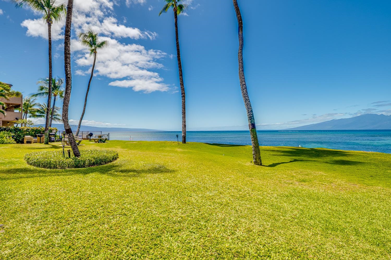 Hale Mahina condo # B402, Lahaina, Hawaii - photo 40 of 50