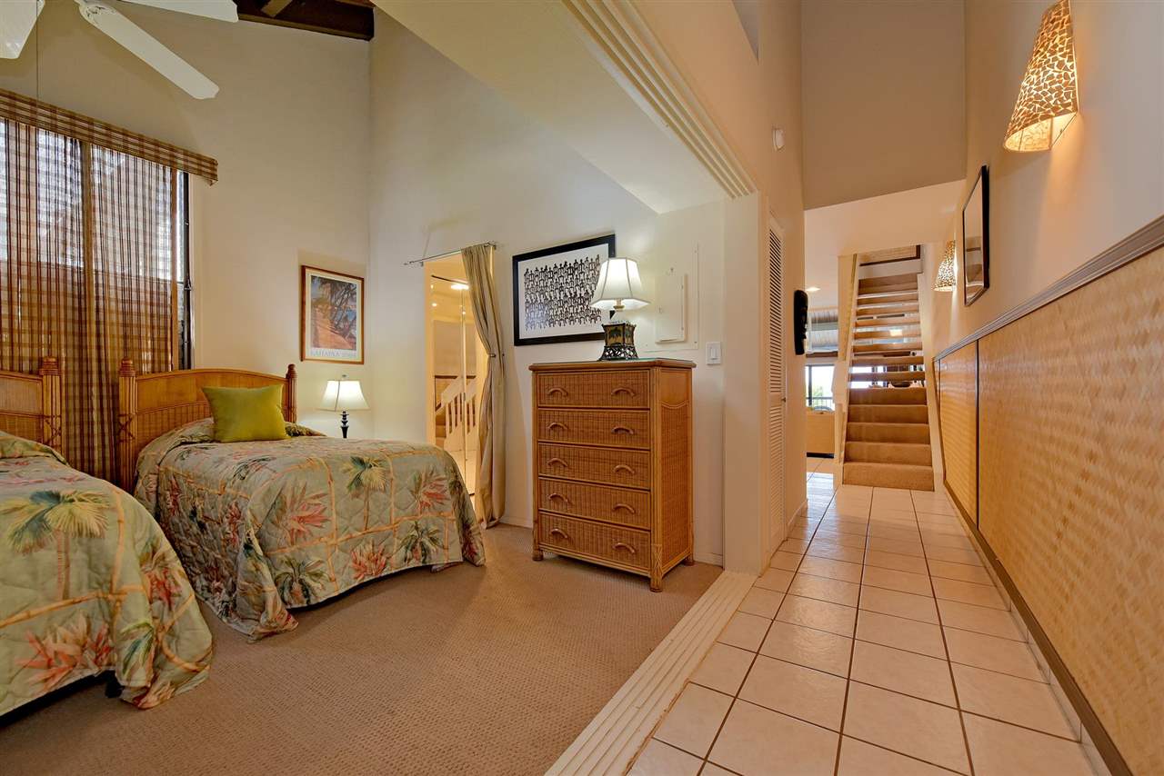 Hale Mahina condo # B403, Lahaina, Hawaii - photo 11 of 30