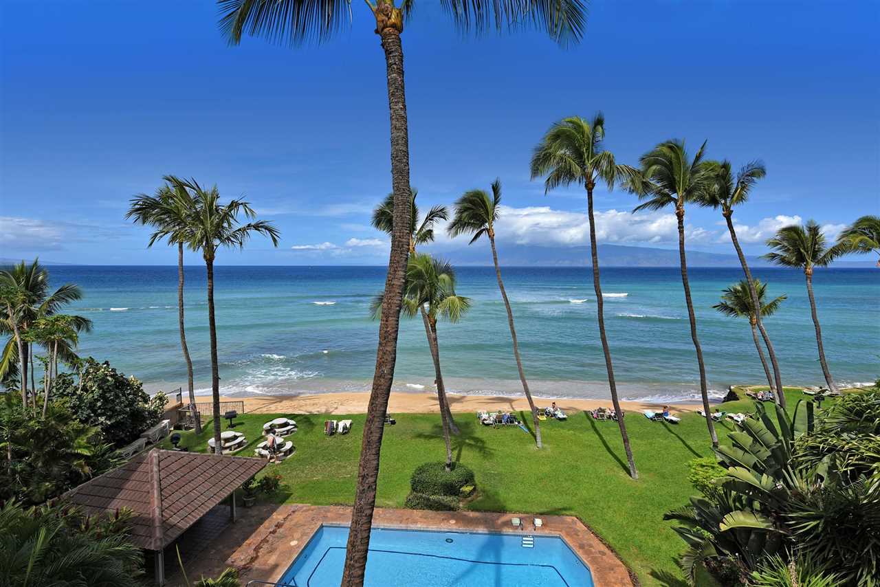Hale Mahina condo # B403, Lahaina, Hawaii - photo 28 of 30